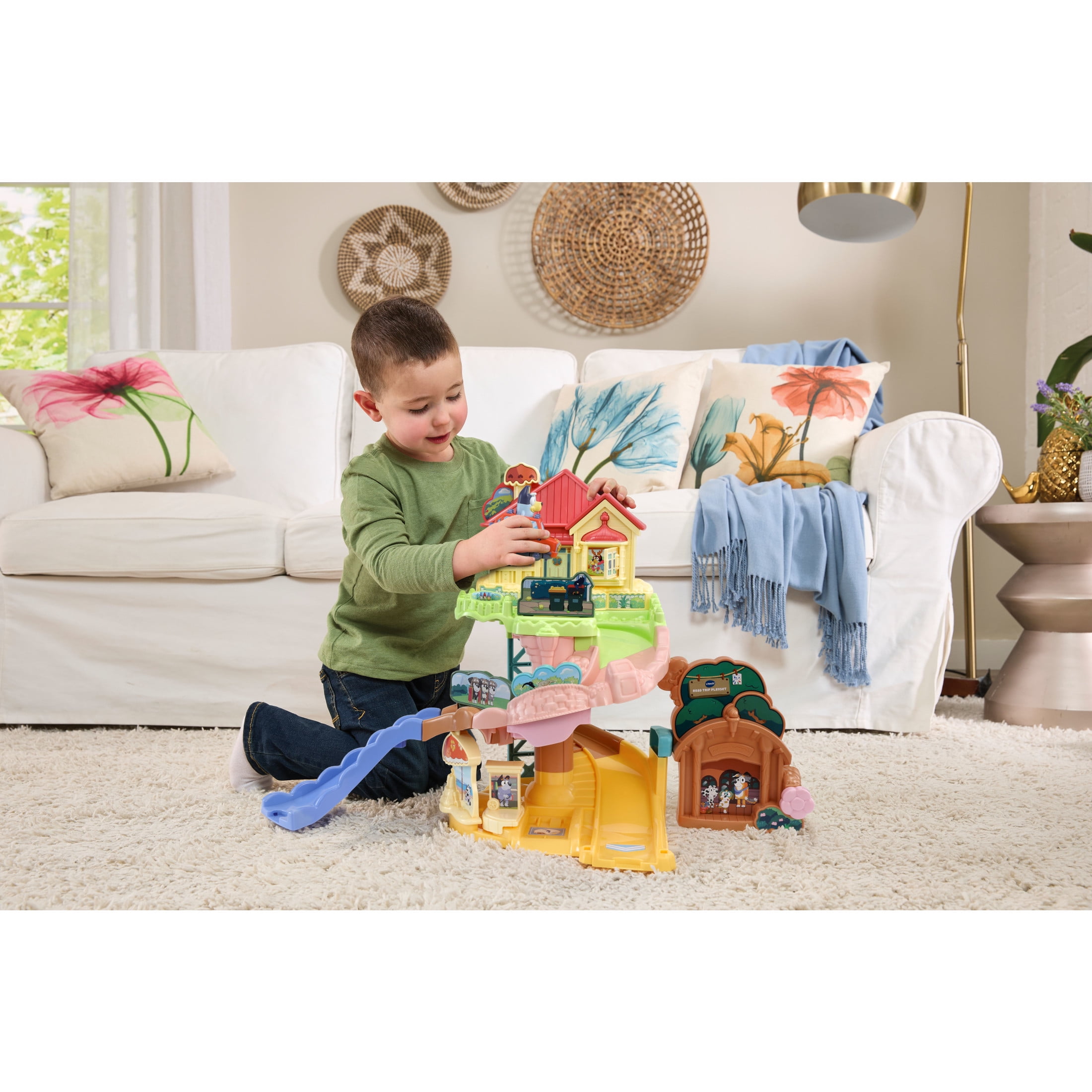 VTech Bluey Road Trip Electronic Playset with Heeler 4WD and Bingo Pedal Car (1 Set) lalcz