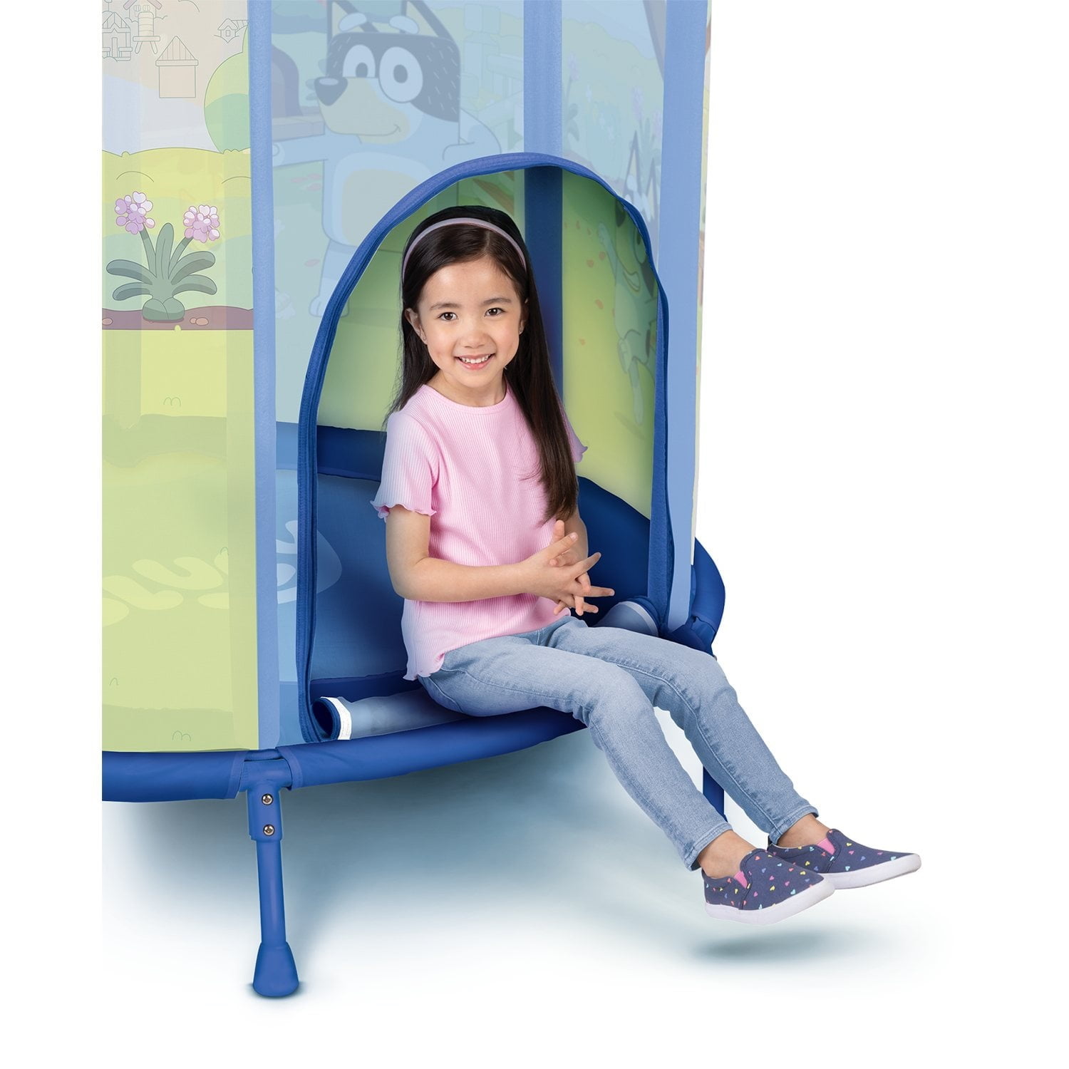 Bluey Kids Trampoline with Safety Enclosure and Play Balls (Blue, 4 ft) z7ali