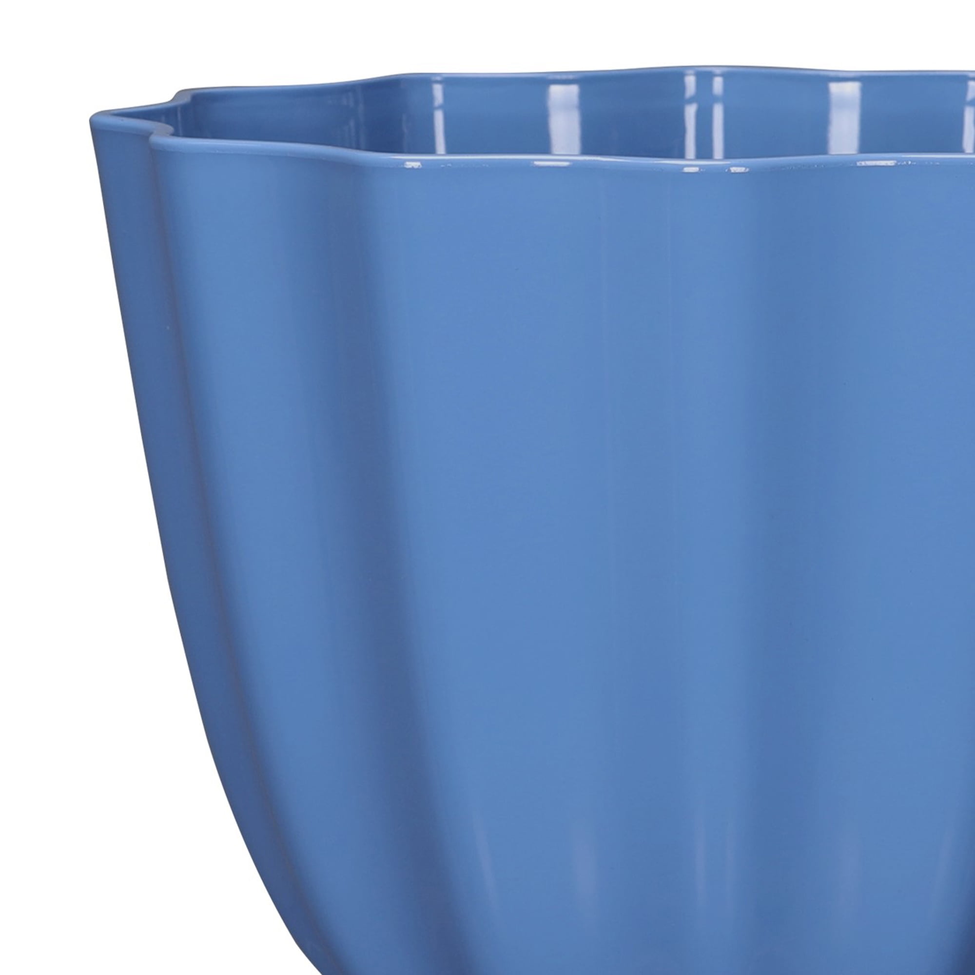 Mainstays Recycled Resin Planter, Weather-Resistant Outdoor Flower Pot (Poppy Blue, 12 in x 9.4 in) abqpg