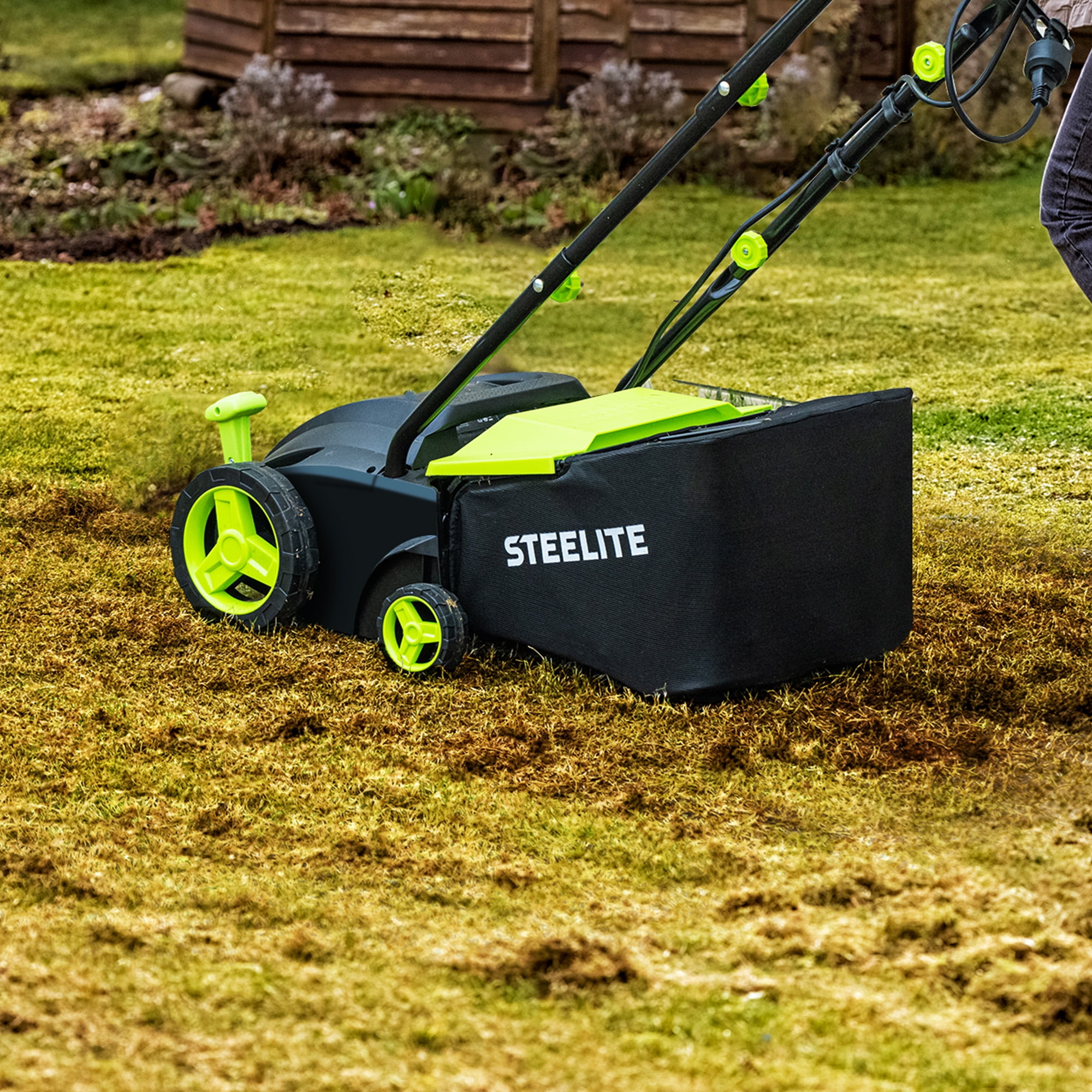Steelite 2-in-1 Electric Dethatcher and Scarifier, 12-Amp Corded Lawn Aerator with 8-Gallon Collection Bag (13 in) xhauv