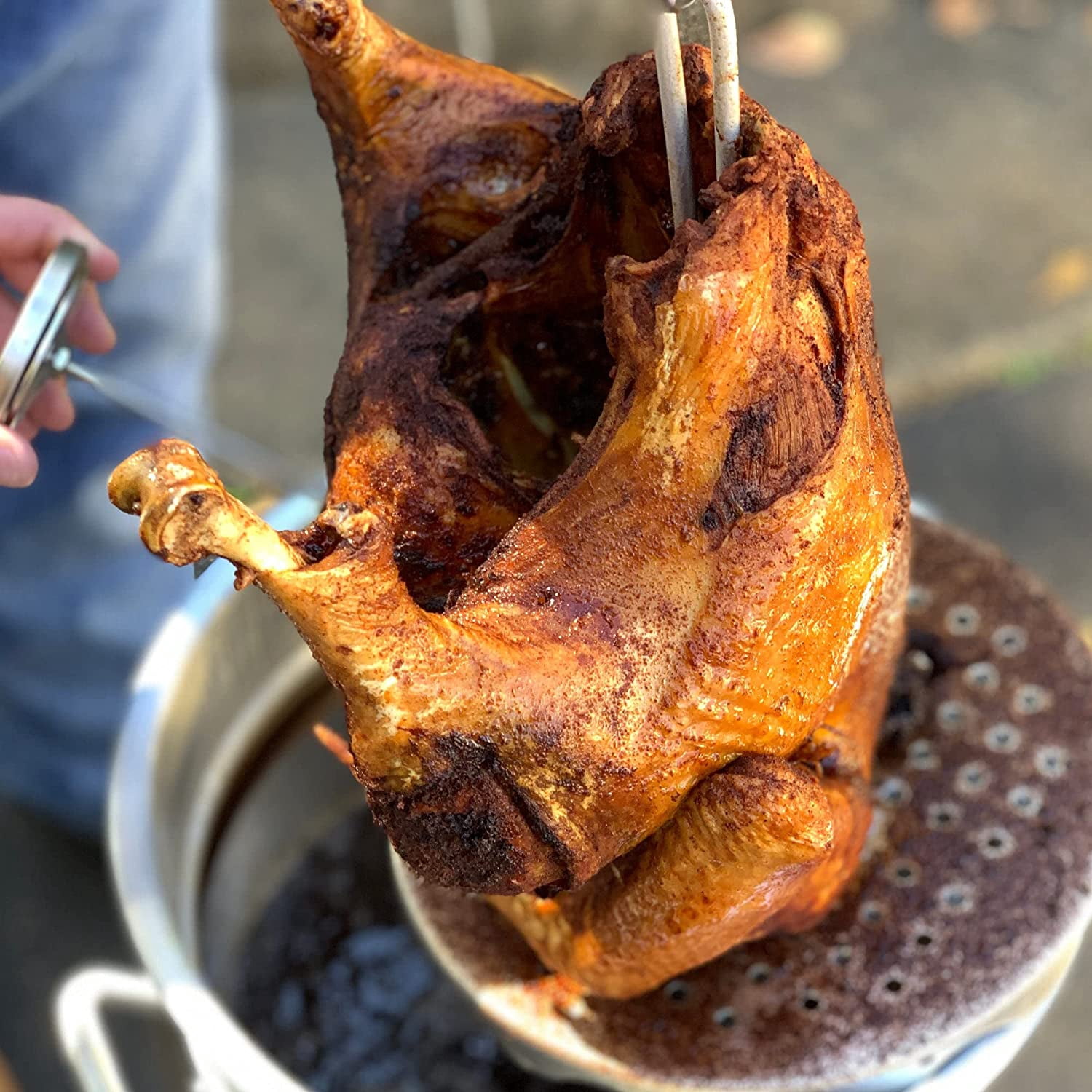 Bayou Classic Stainless Steel Turkey Fryer Kit with Stockpot and Accessories (44 qt) 7ujee