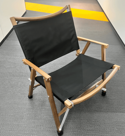 LETSGO Wooden Beach Chair, Foldable Outdoor Patio Seat for Camping and Picnic (Natural Wood, 24 in x 20 in x 30 in) uf6xc