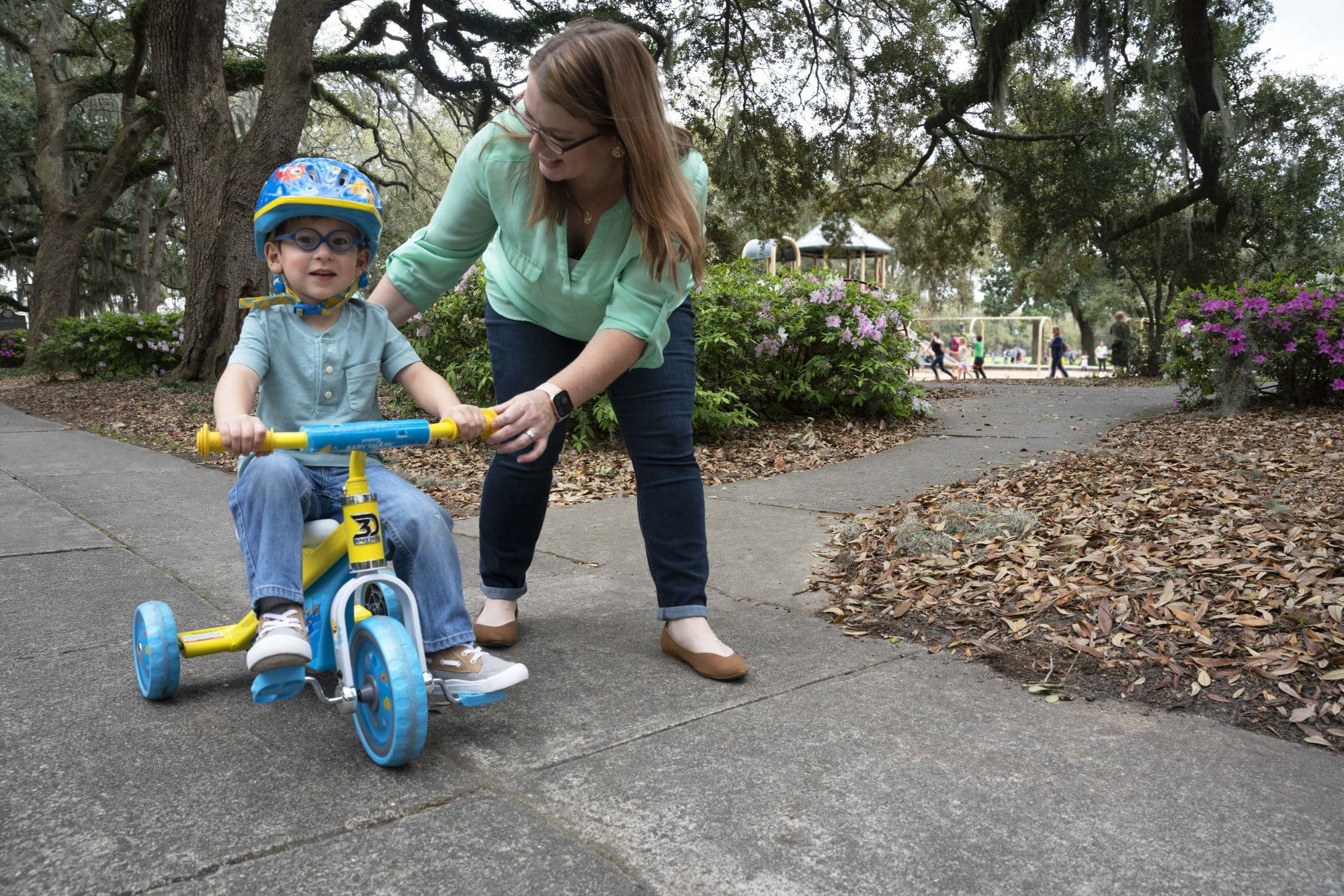 Baby Shark 10 in Toddler Tricycle with Sturdy Steel Frame (Yellow, 10 in) l15cb