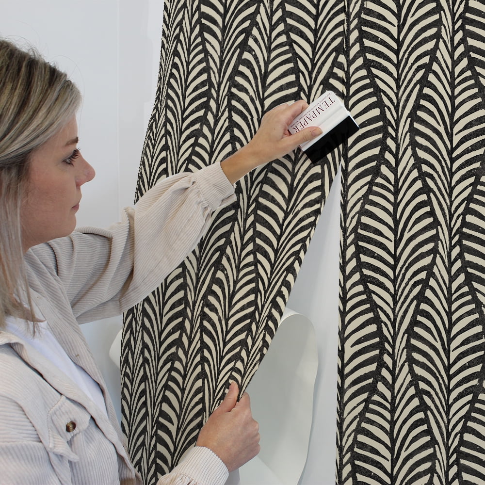 Tempaper Block Print Leaves Peel and Stick Wallpaper (Black, 20.5 in x 16.5 ft) vj2fh