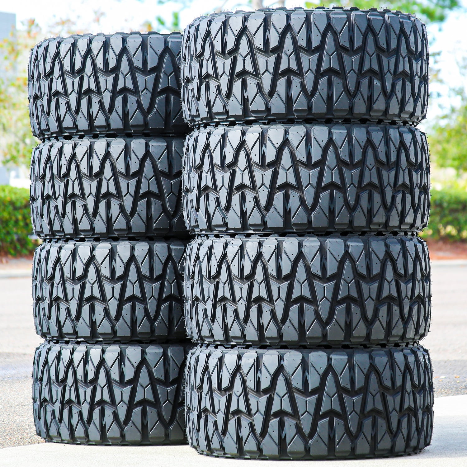 Gripmax MaxGrip M/T Mud Terrain Light Truck Tire (35x11.50R20, 10 Ply) hk314