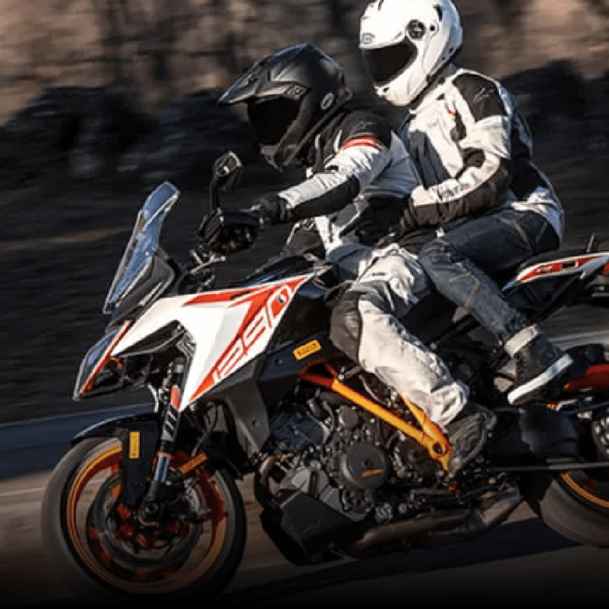 Pirelli Angel ST Sport Touring Motorcycle Tire Set (120/70ZR17 Front, 180/55ZR17 Rear) df1it