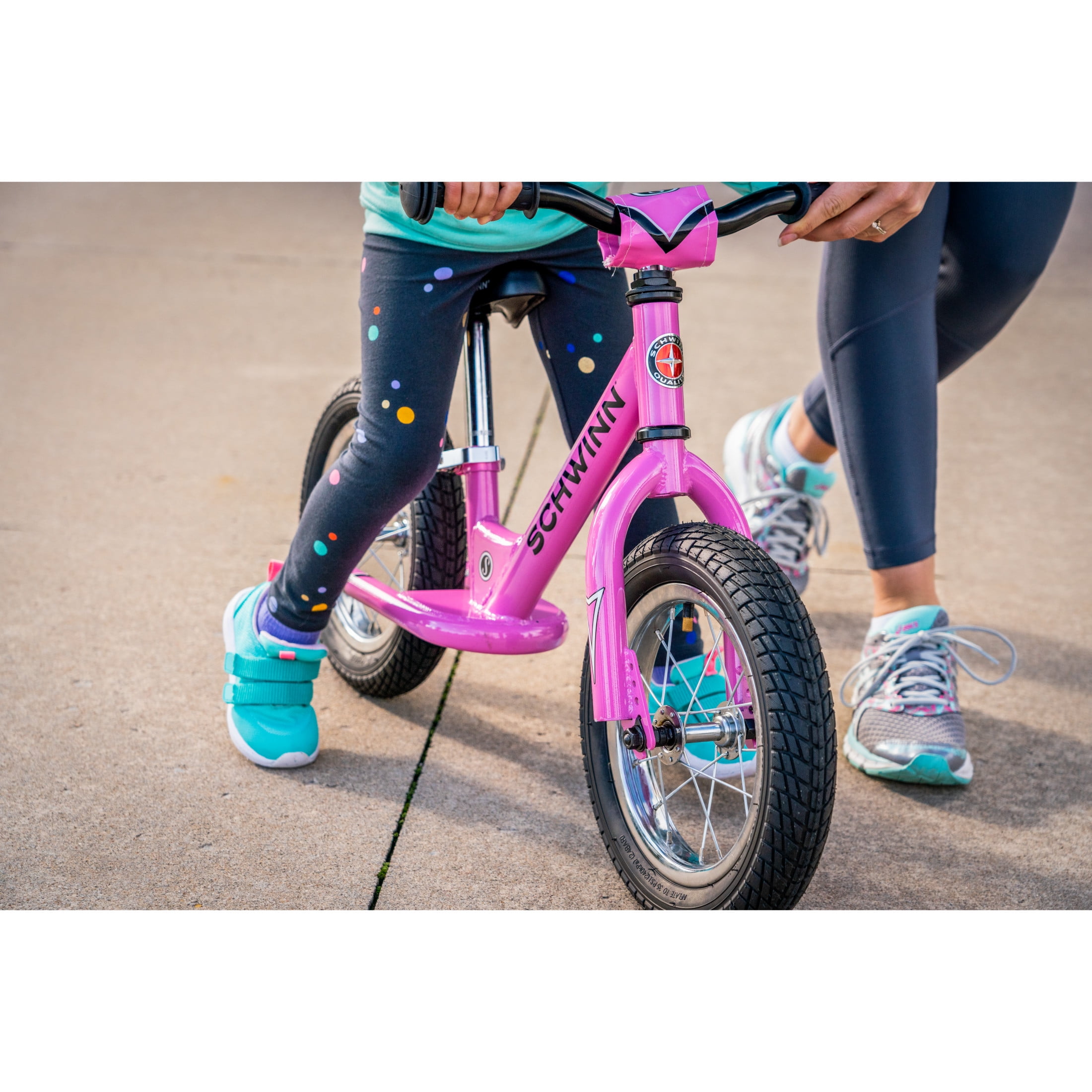 Schwinn Toddler Balance Bike, 12 in Wheels, Lightweight Training Bicycle (Pink, 12 in) vawq9