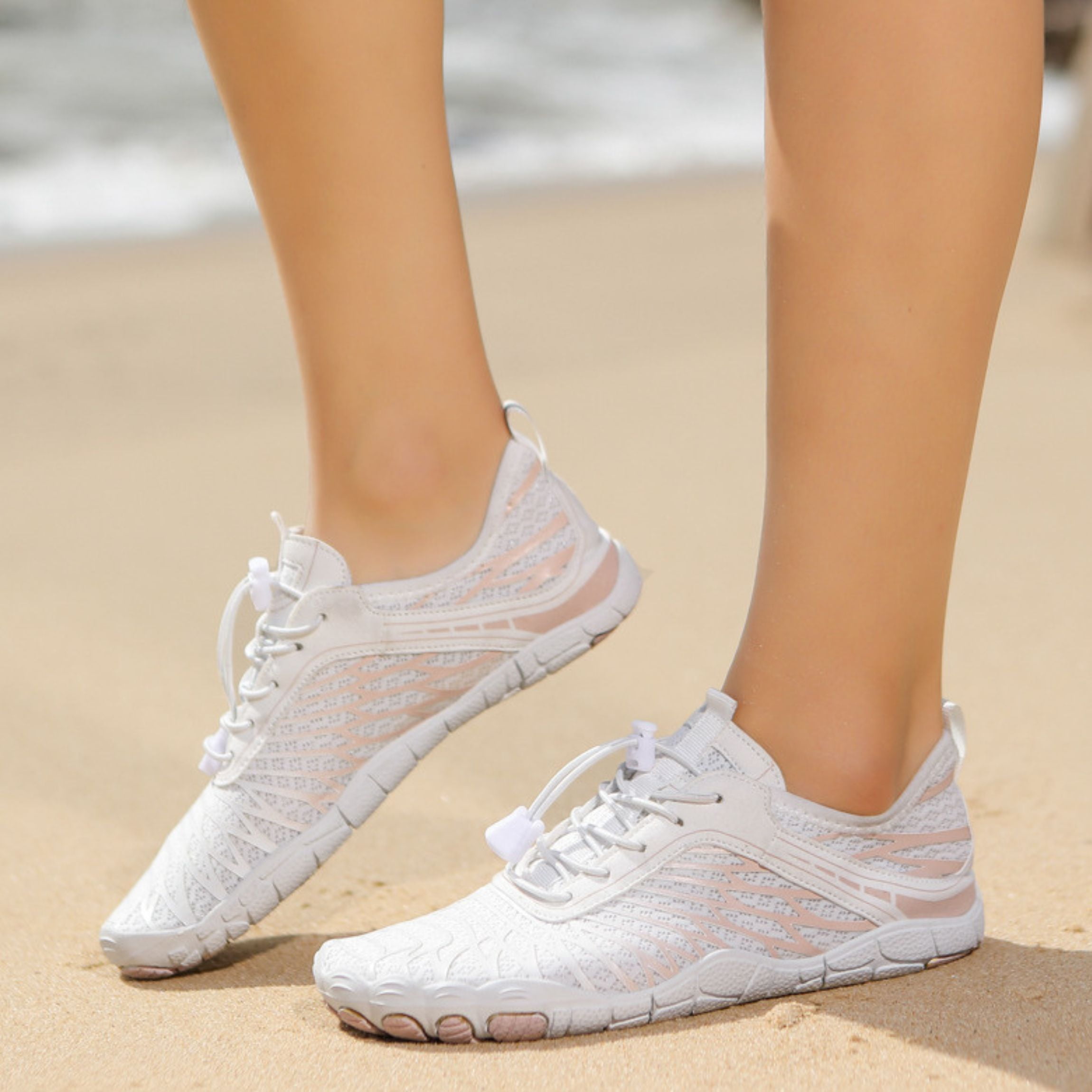 BERANMEY Barefoot Water Shoes for Women & Men, Wide Toe Box Hiking & Swimming Sneakers (White, 9 US) t0d7s