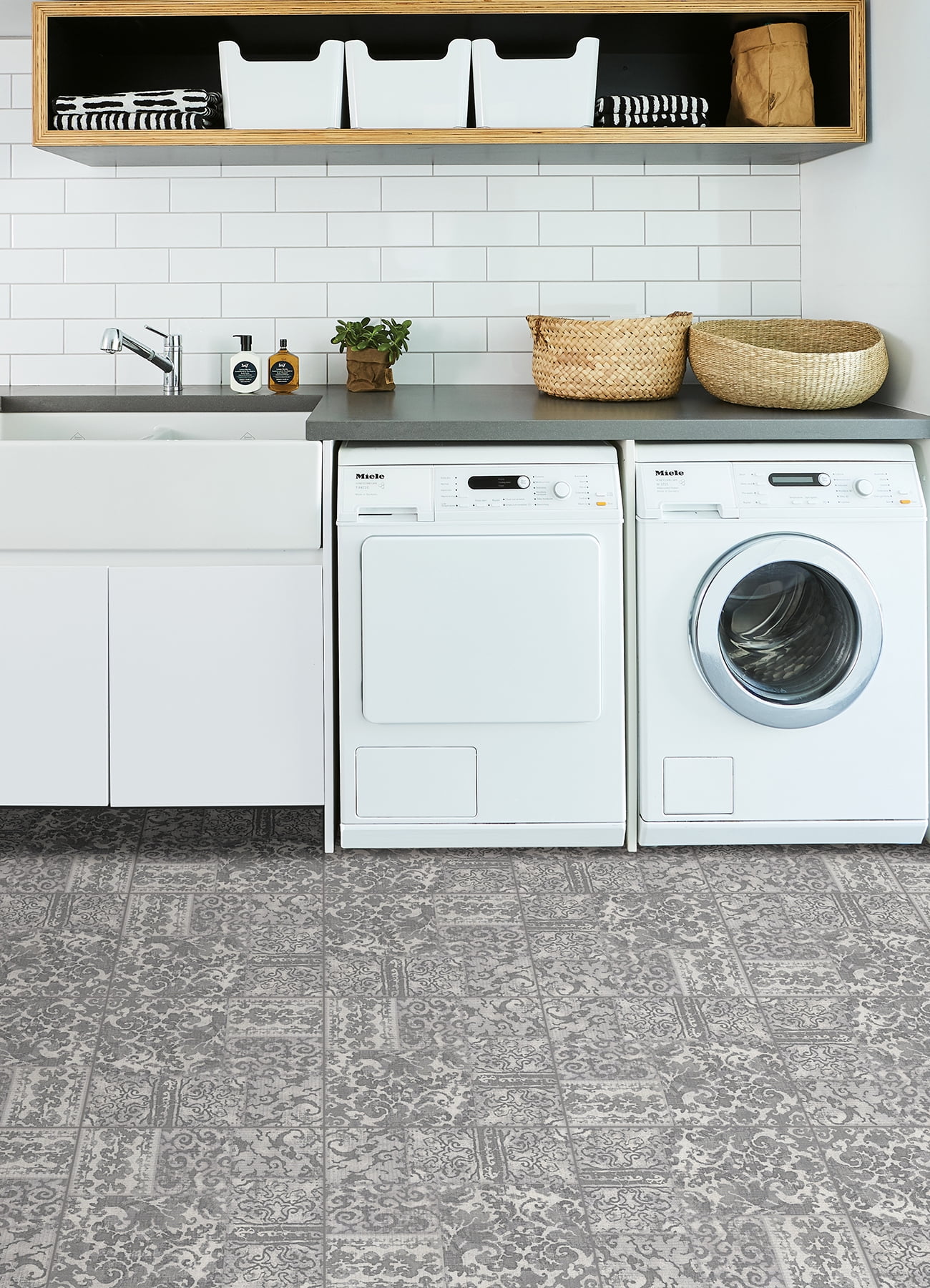 FloorPops Rahele Peel & Stick Floor Tiles, Antique Rug Inspired Vinyl Flooring (Grey, 10 Pack, 12 in x 12 in) 8zahs
