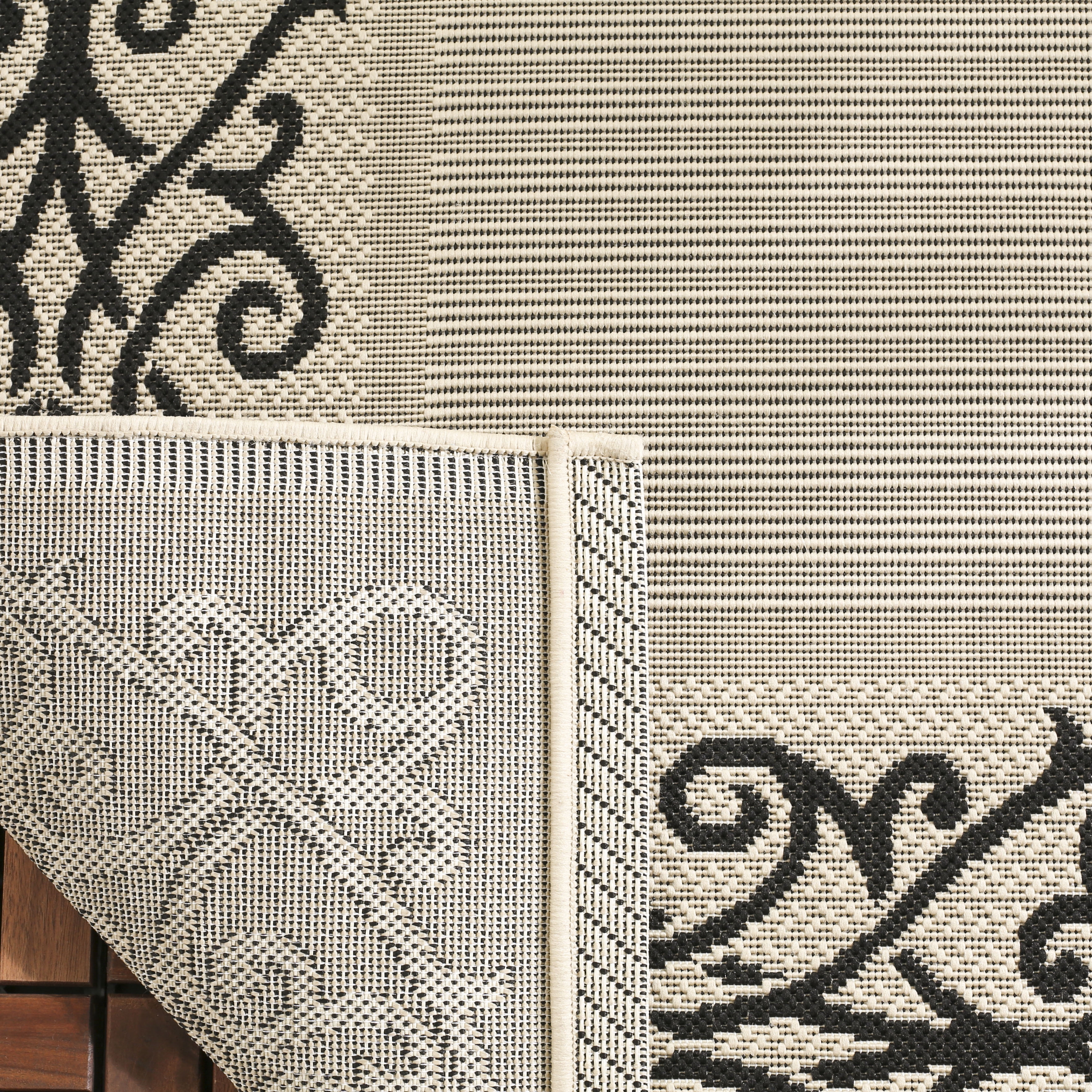Safavieh Courtyard Ellie Oriental Indoor/Outdoor Area Rug (Sand/Black, 9 ft x 12 ft) ipuhd
