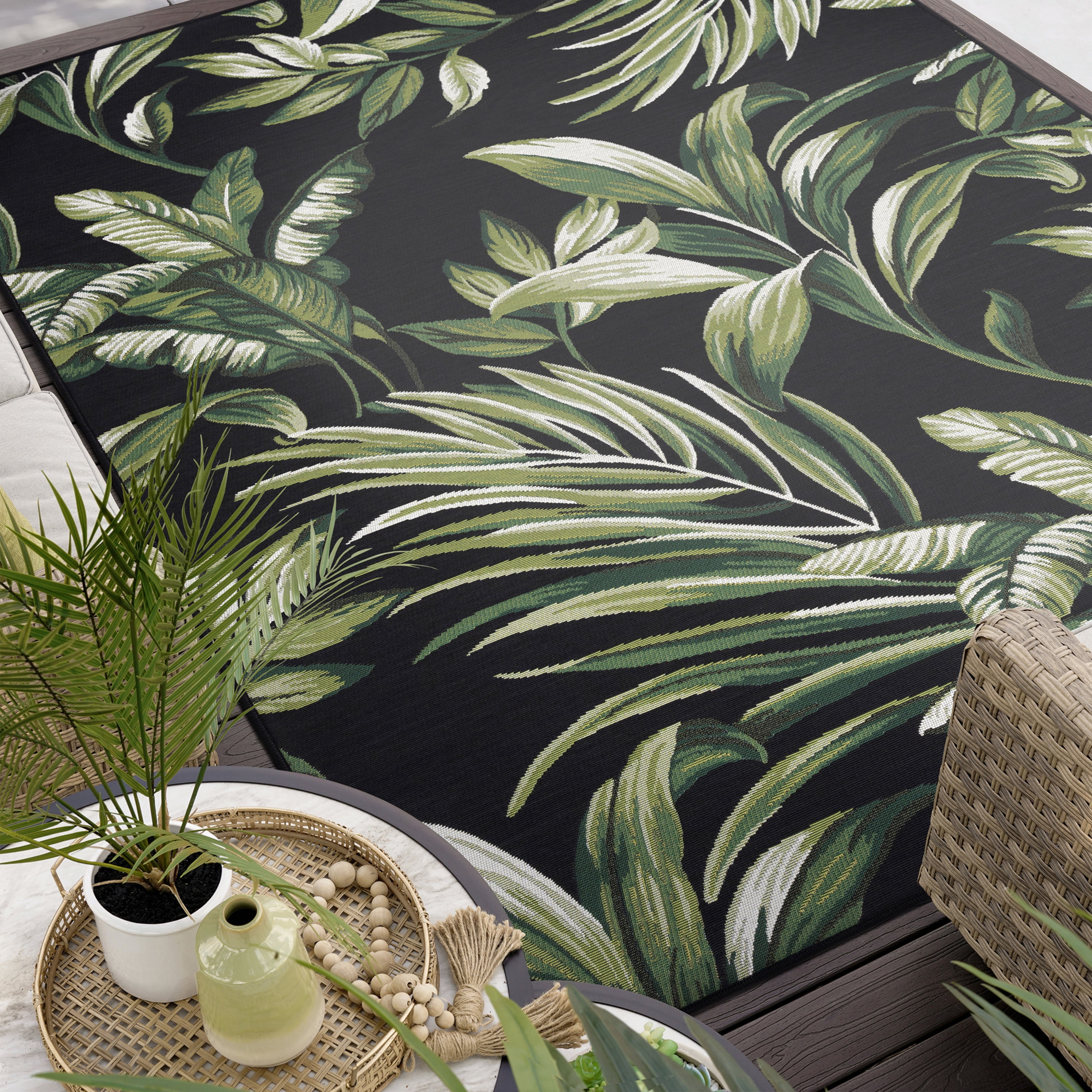 Bliss Rugs Transitional Outdoor Area Rug (Black and Green, 5 ft x 7 ft) zanwh