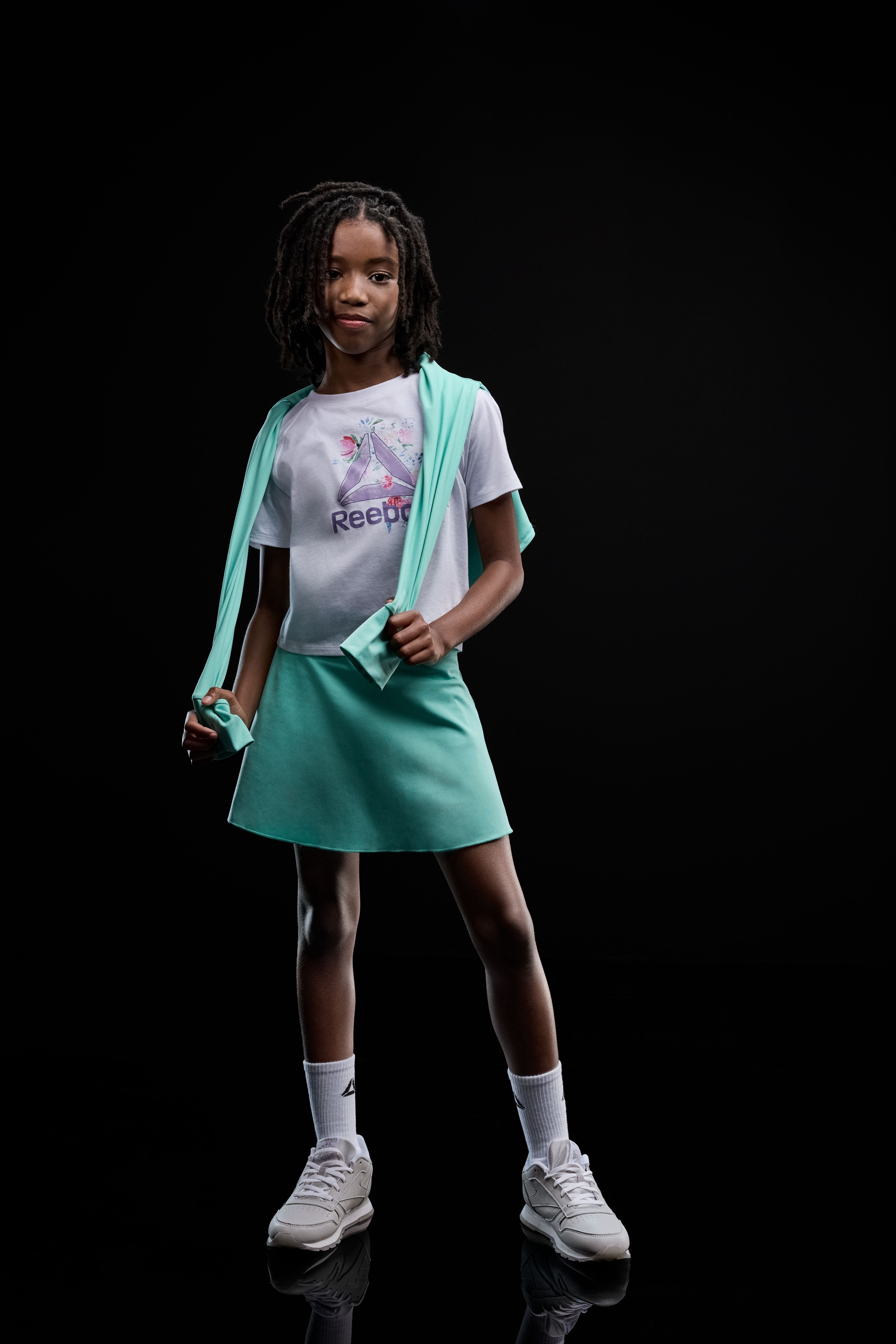 Reebok Girls Athletic Boxy Short Sleeve Graphic T-Shirt (White, S) 1nhbk