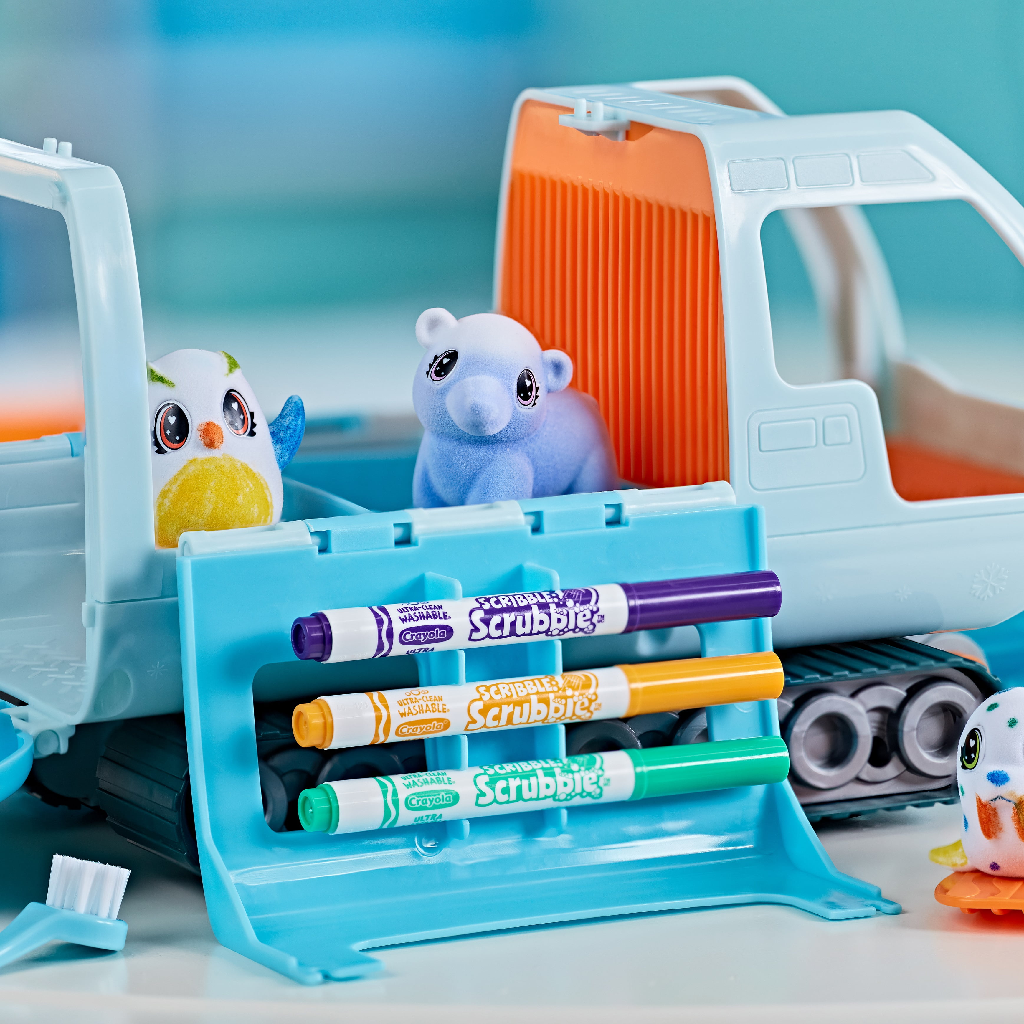 Crayola Scribble Scrubbie Pets Arctic Snow Explorer Activity Set (Blue, 14-Piece Set) uj2li