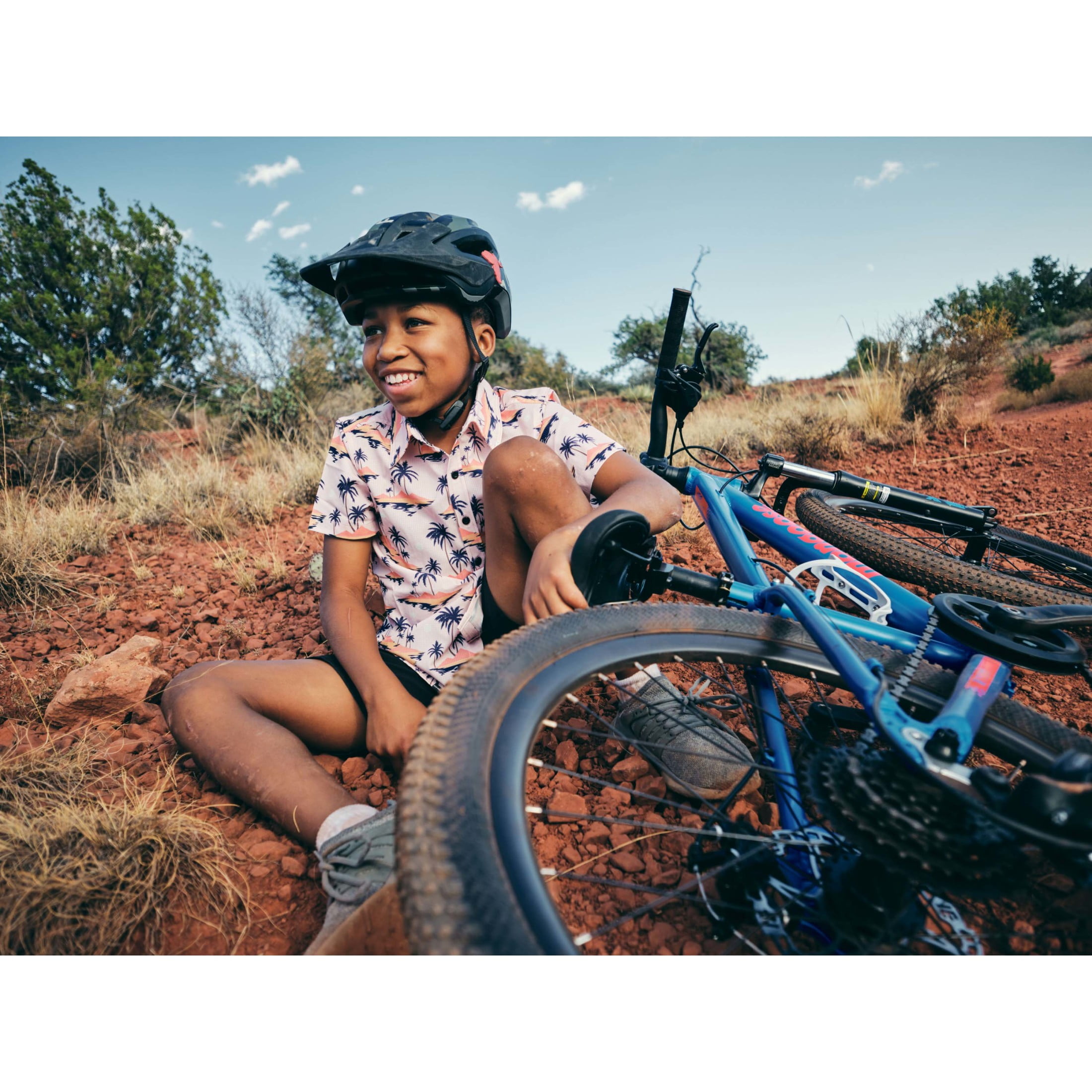 Mongoose Switchback Sport Mountain Bike, Lightweight Aluminum Frame, Trail-Ready Suspension (Blue, 24 in) 64rv2