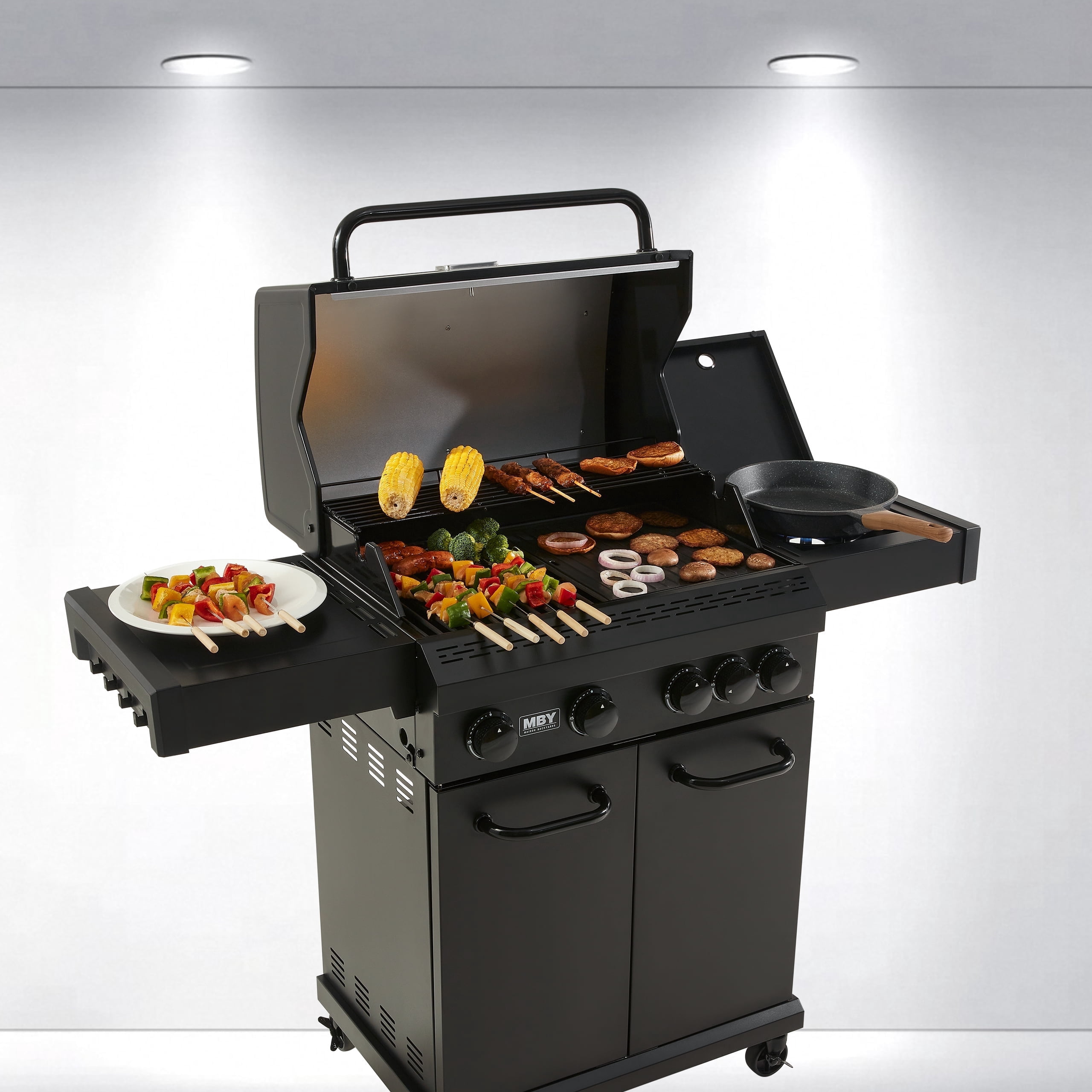 MAISON BACKYARDS 4-Burner Propane Gas Grill with Side Burner, 50,000 BTU Outdoor BBQ Grill with Cast Iron Grates and Griddle (Black, 480 sq. in.) b9ijy