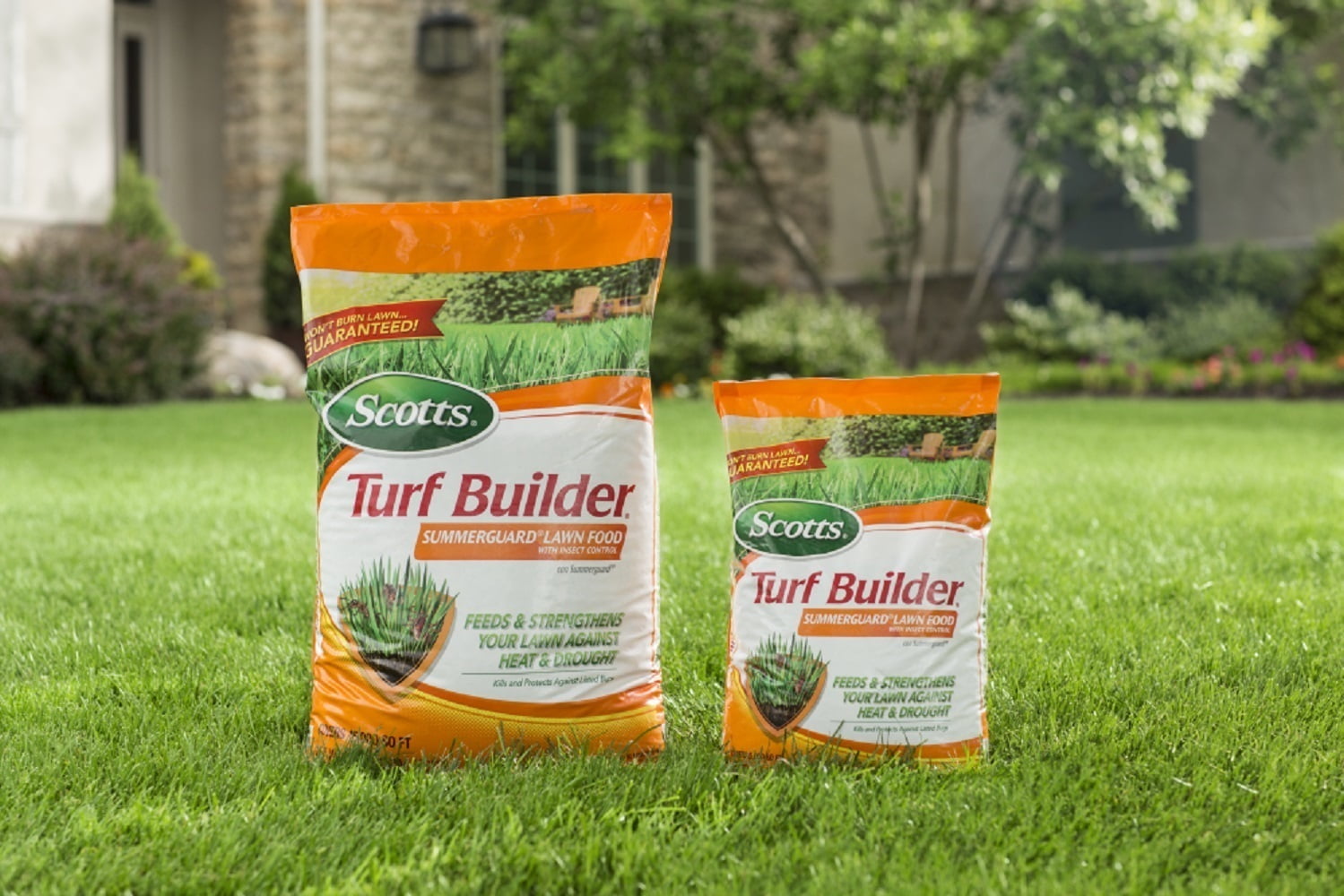 Scotts Turf Builder SummerGuard Lawn Food with Insect Killer (13.35 lb, 5,000 sq. ft.) 085lw