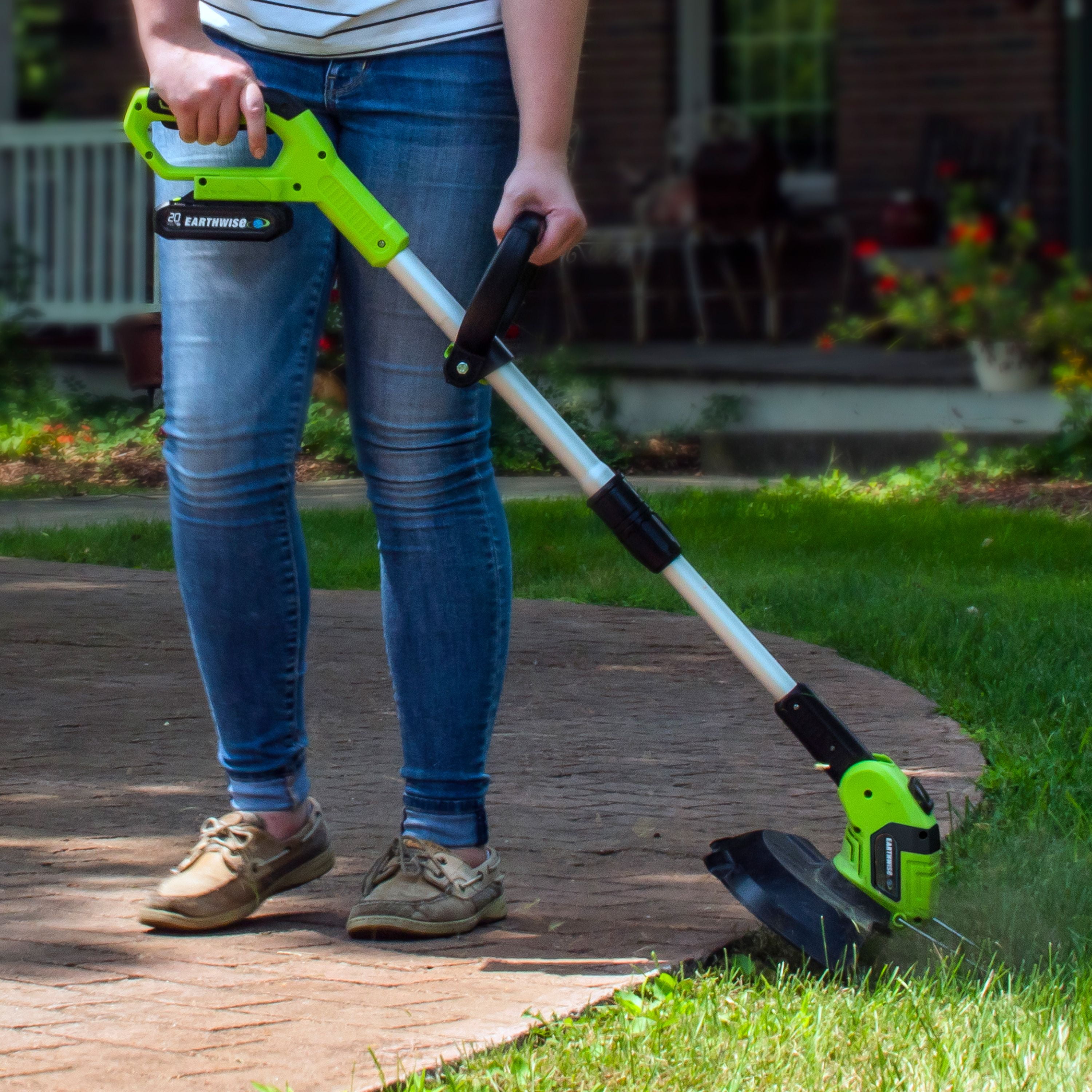 Earthwise 20-Volt Cordless Electric Grass String Trimmer with 2Ah Battery and Charger (10 in) tbp9y