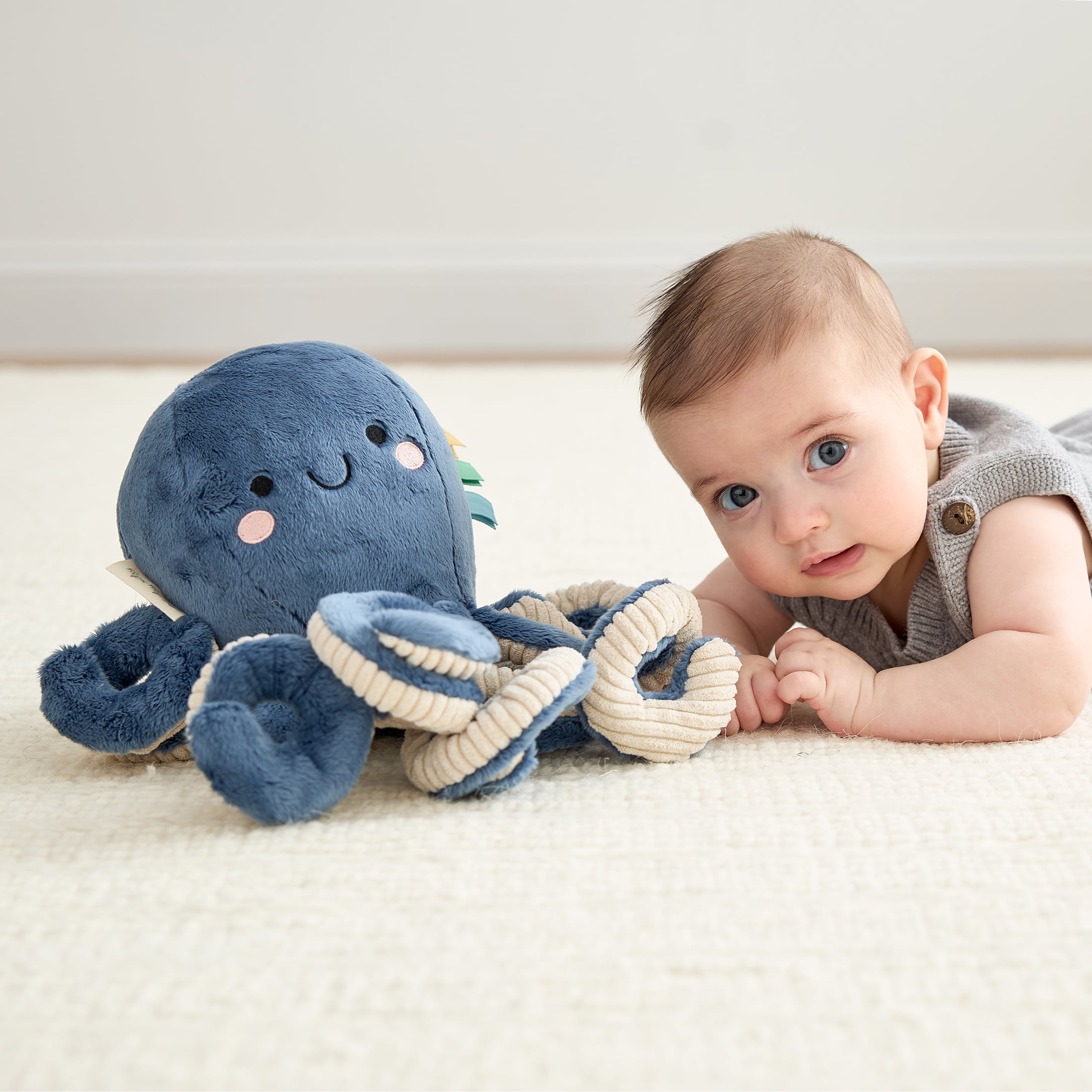 Itzy Ritzy Sweetie Snuggles Plush Octopus Sensory Toy (Blue, 10 in) j9f8u