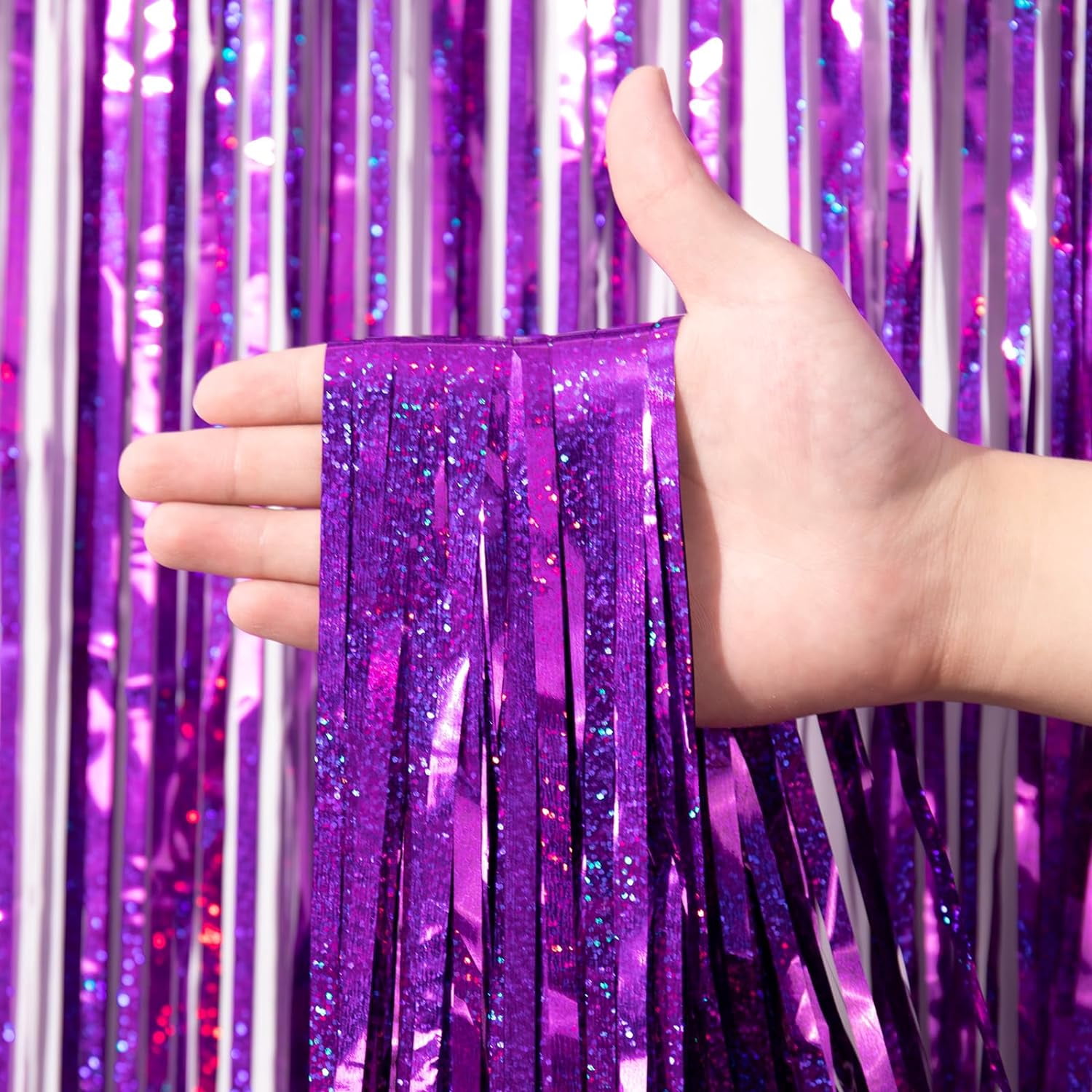XIHAMA Gold Foil Fringe Backdrop Curtains, Tinsel Streamers for Party Decorations (3 Pack, 3.3 ft x 8.2 ft) e283m