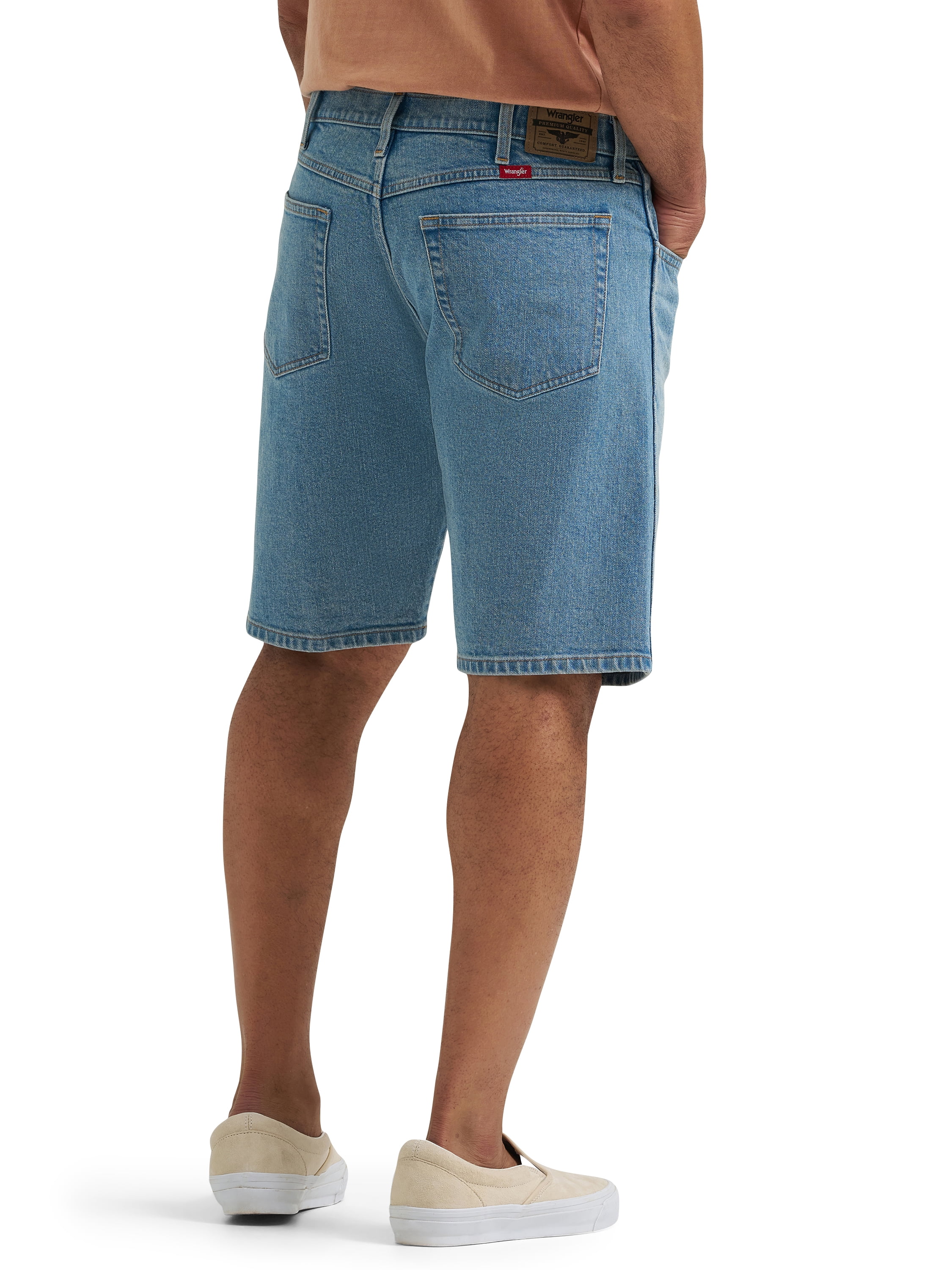 Wrangler Men's Relaxed Fit Five Pocket Denim Shorts (Blue, 30-50) gsy2z