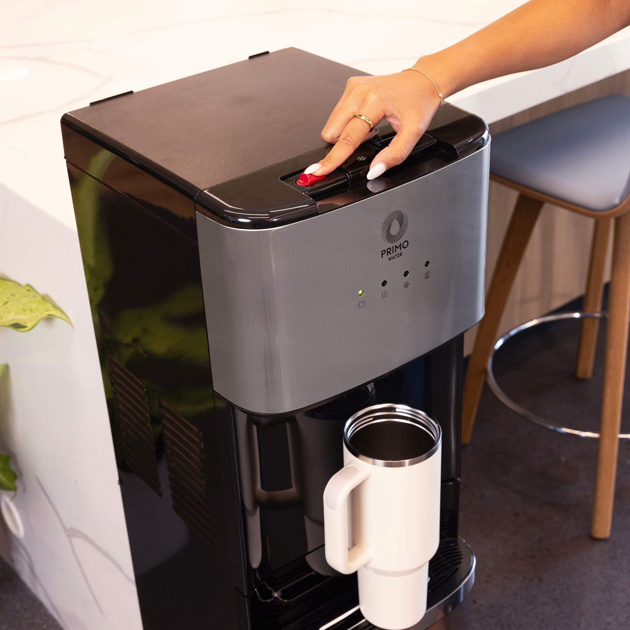 Primo Deluxe Bottom Load Water Dispenser, Hot Cold and Room Temperature (Black and Stainless, 5 gal) ay0sy