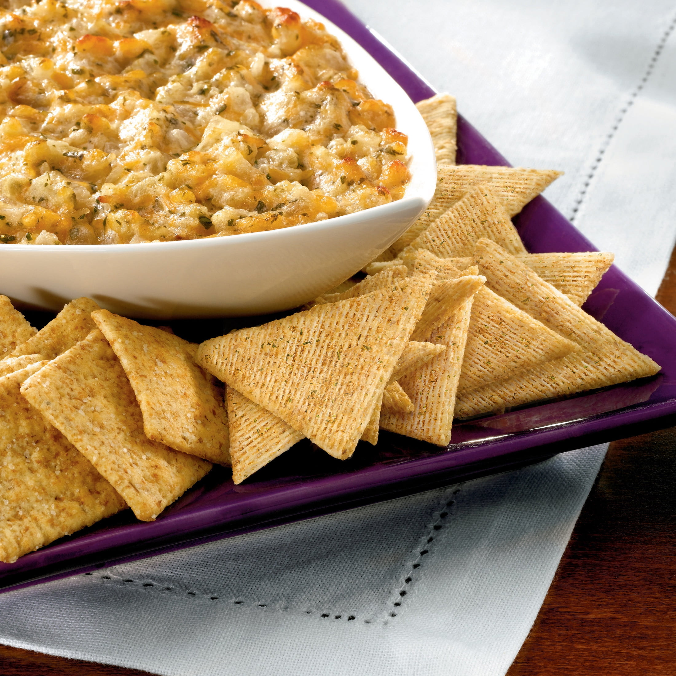 Triscuit Thin Crisps Sour Cream & Onion Whole Grain Wheat Crackers (7.1 oz) thi5v