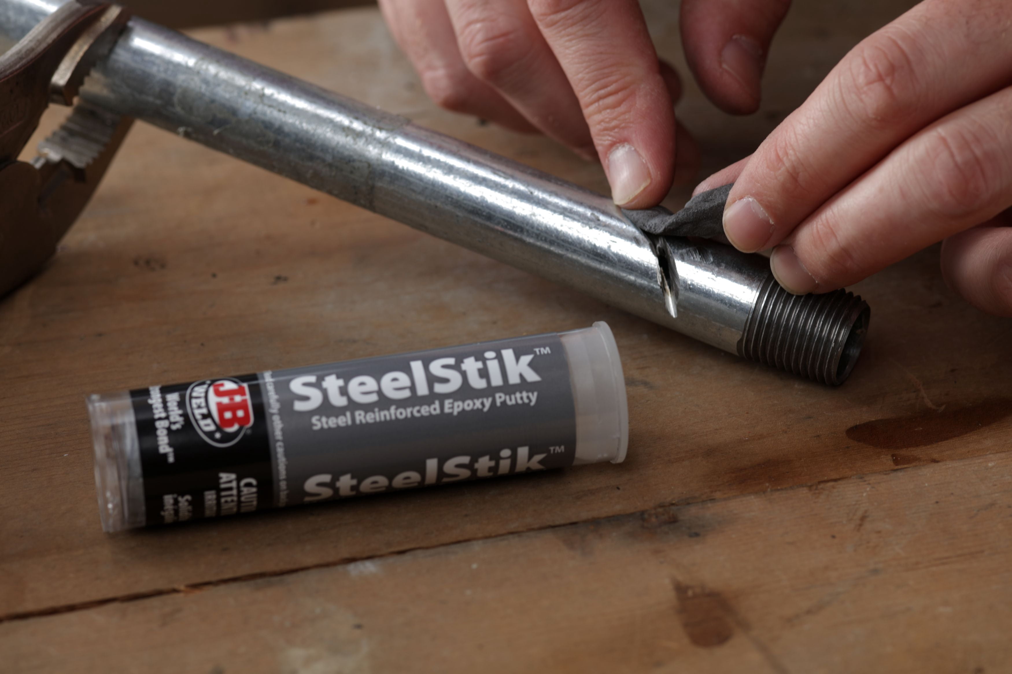 J-B Weld SteelStik Epoxy Putty (Grey, 2 oz) tp5tb