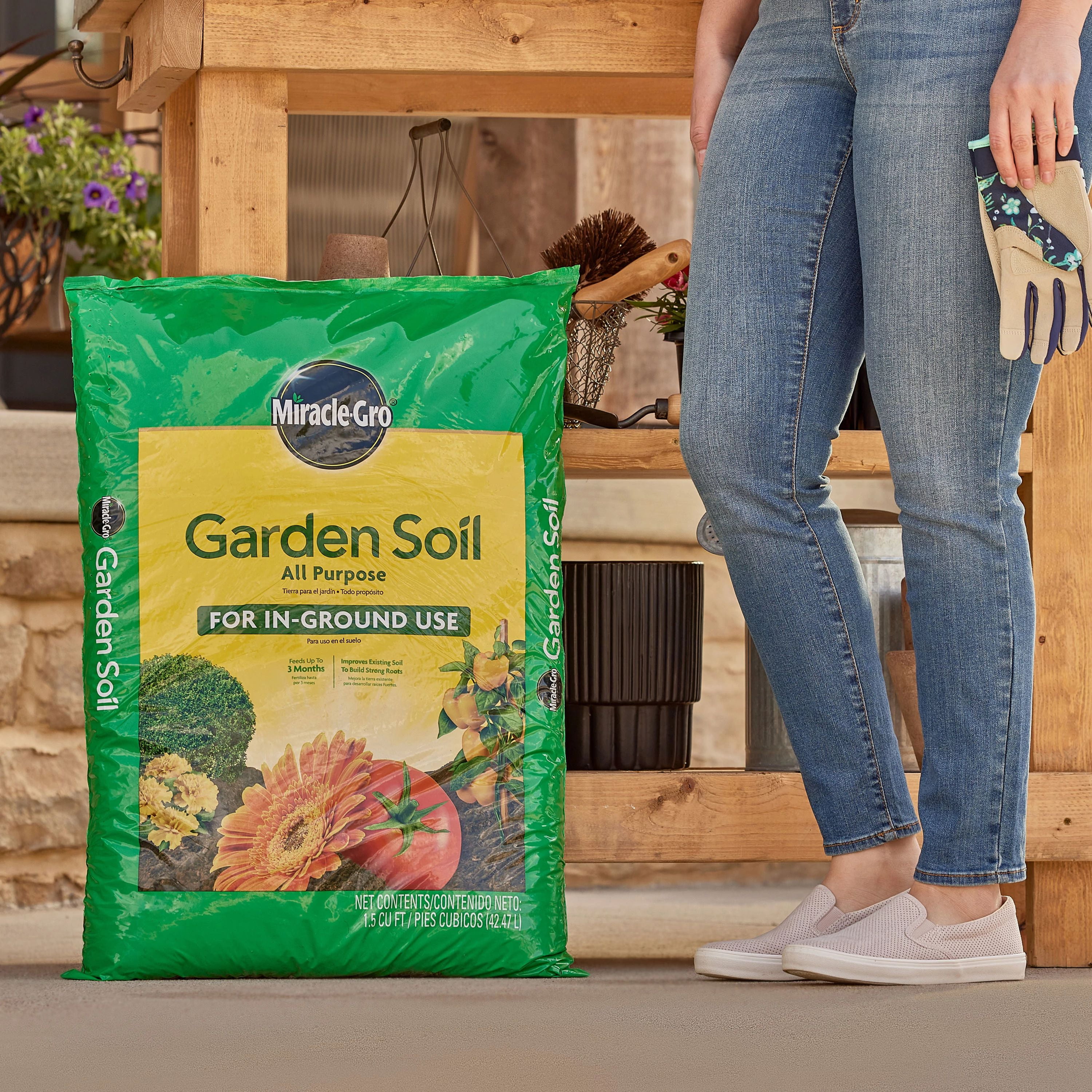 Miracle-Gro Garden Soil All Purpose for In-Ground Plants (1.5 cu. ft.) flri9