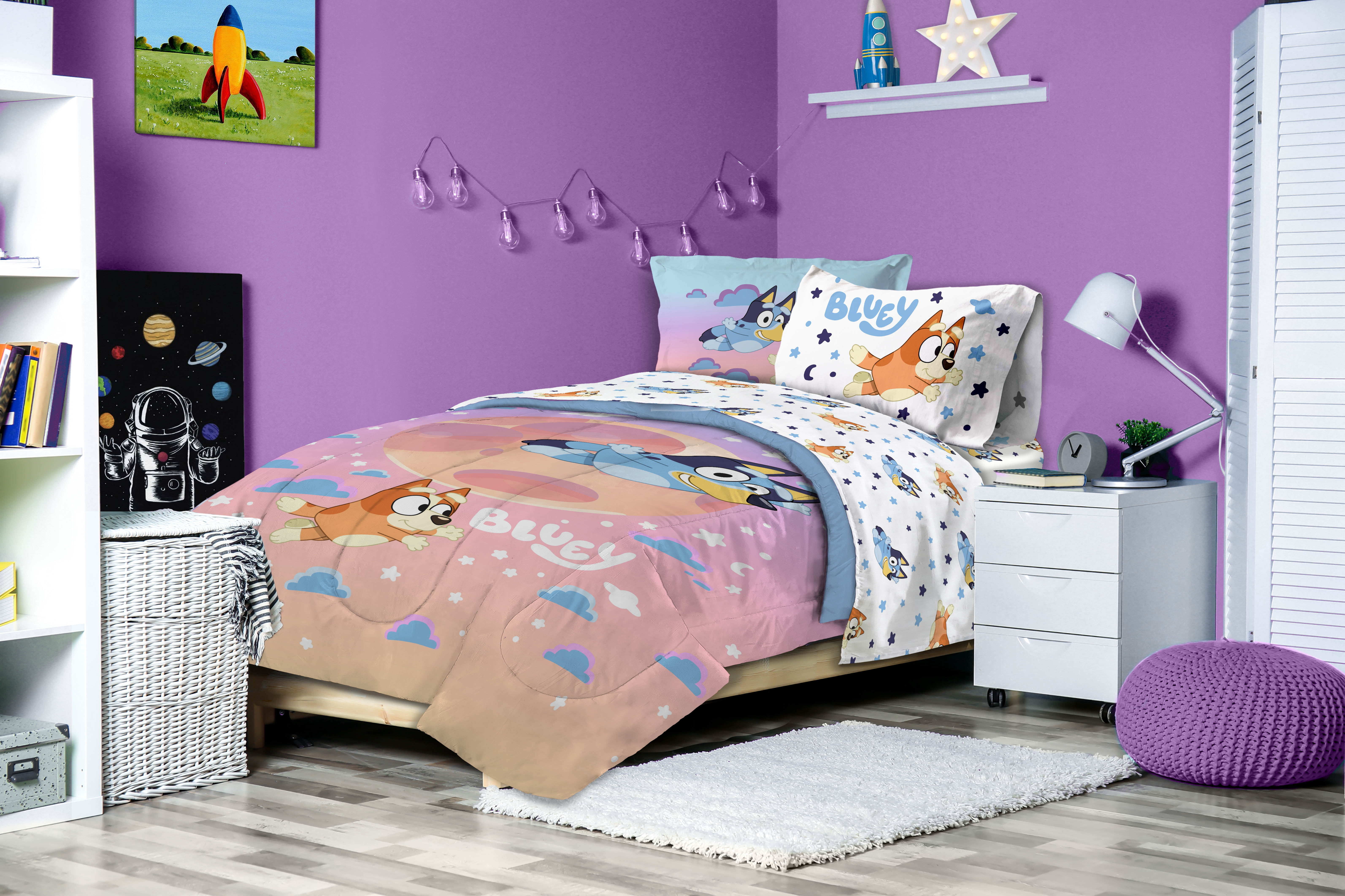 Bluey Sisters Sleepy Time 7-Piece Full Size Bedding Set (Pink, Full) 2mc06