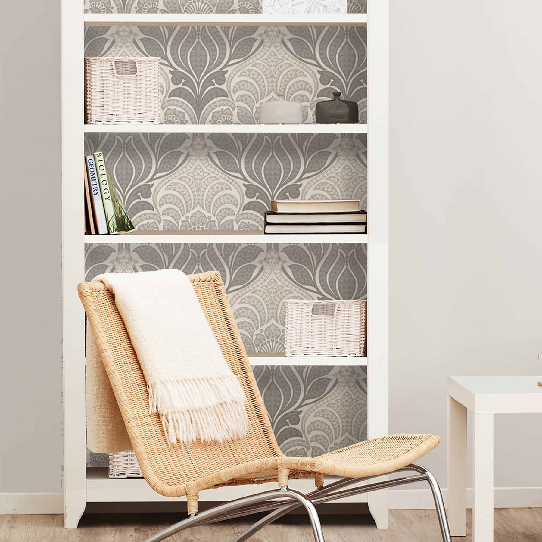 NuWallpaper Charisma Vinyl Peel and Stick Wallpaper (Gold, 216-in x 20.5-in) hvz5l