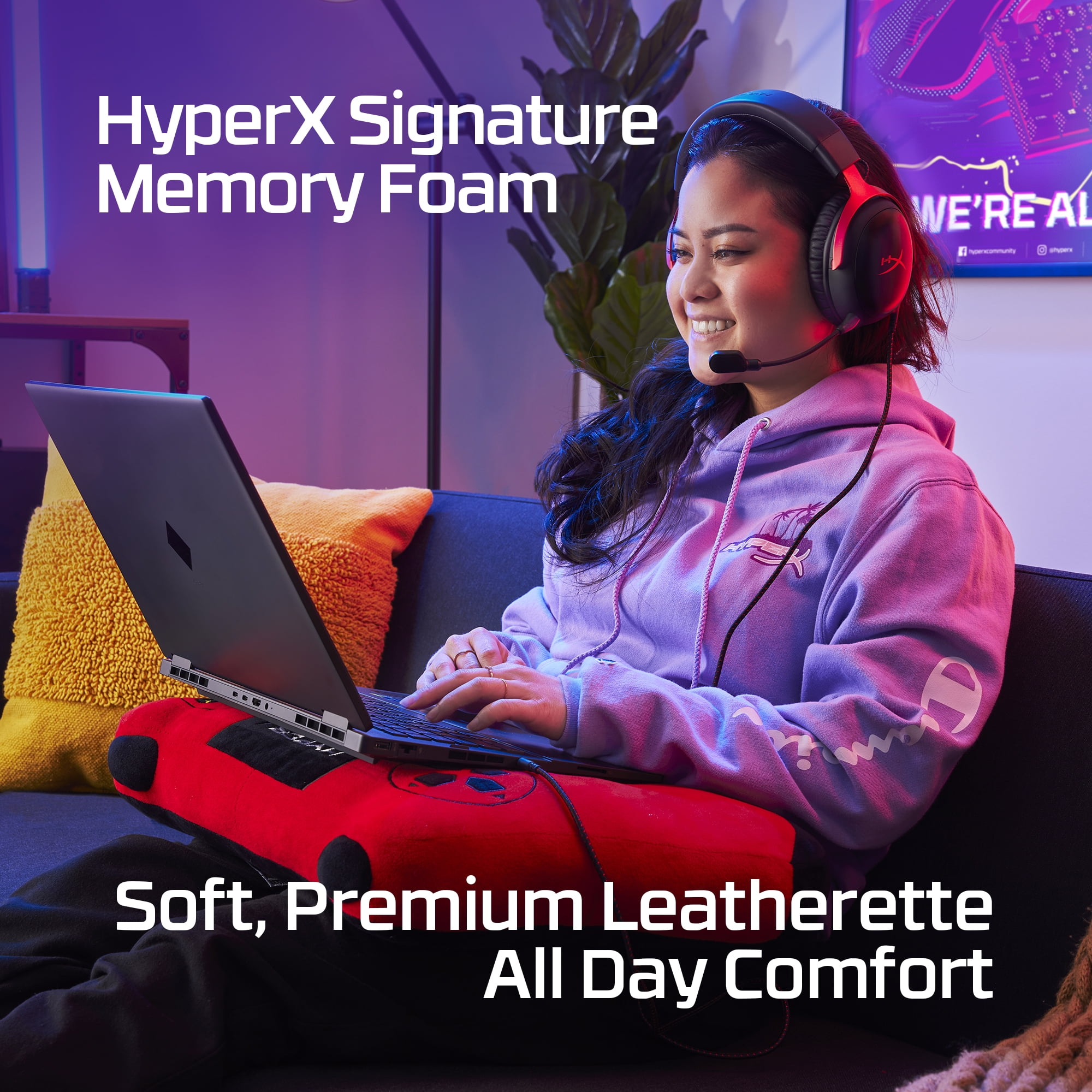 HyperX Cloud III Wired Gaming Headset, Immersive DTS Spatial Audio, Memory Foam Comfort, Multi-Platform Compatibility (Black/Red, 1 Unit) p92uh