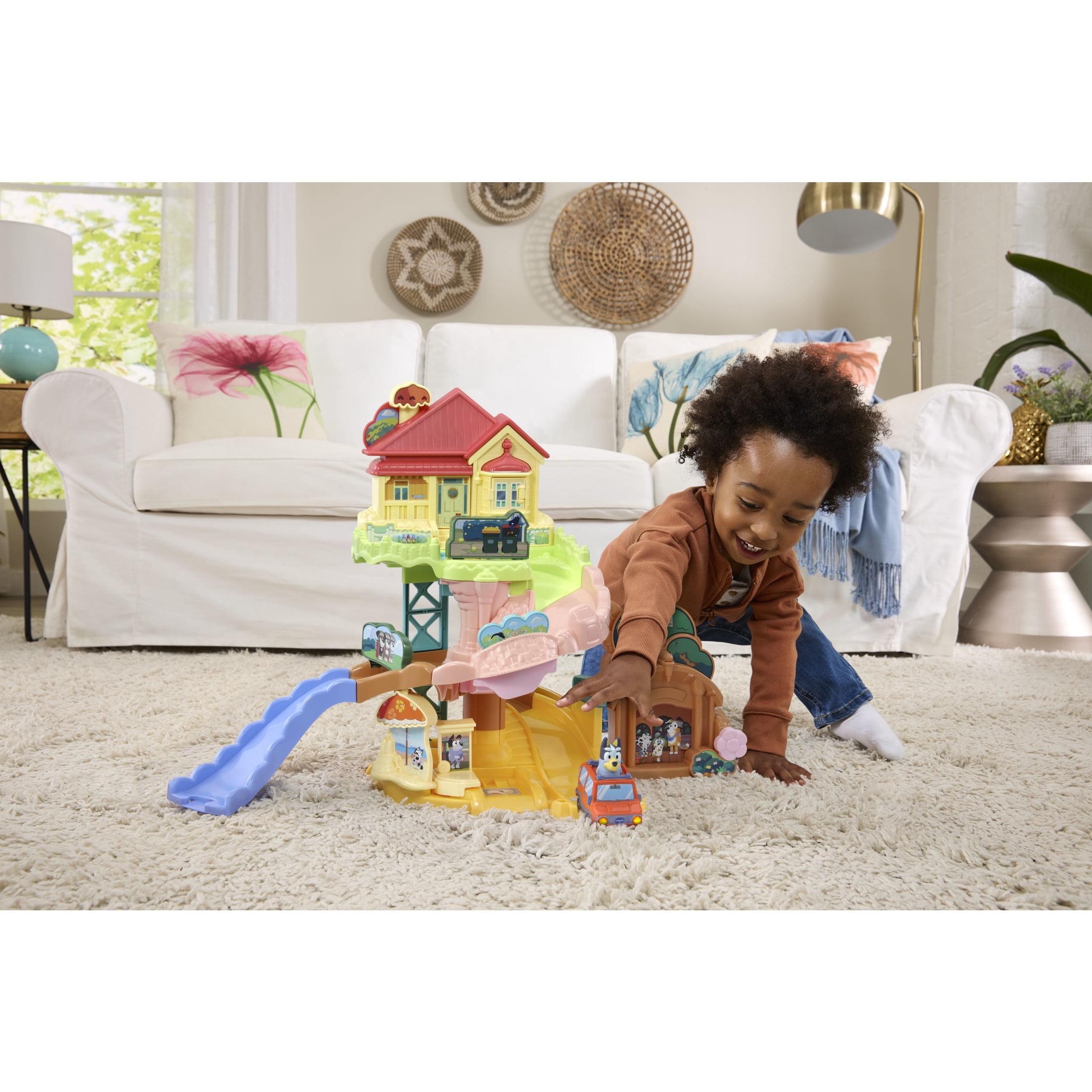 VTech Bluey Road Trip Electronic Playset with Heeler 4WD and Bingo Pedal Car (1 Set) lalcz
