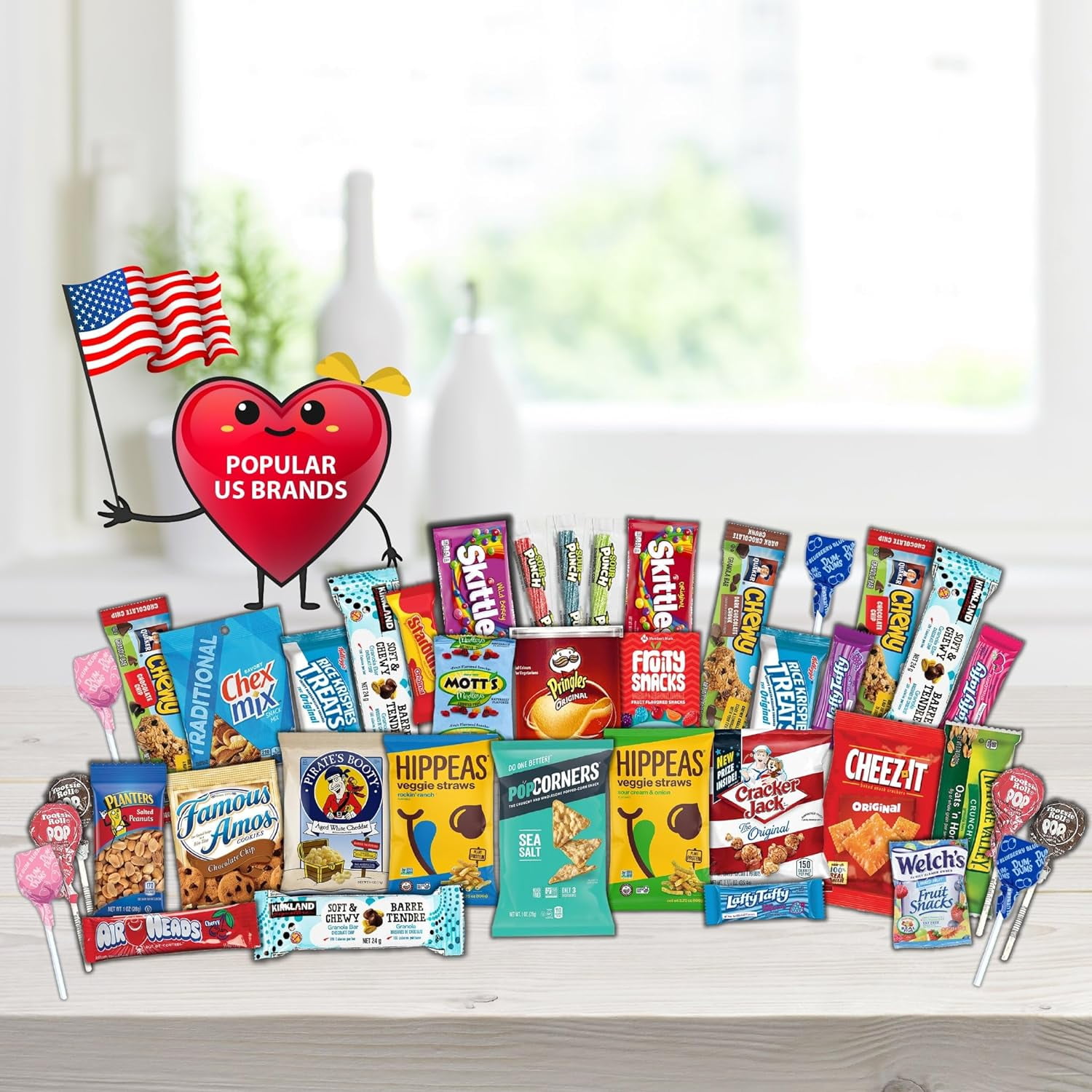 Gift A Snack Premium Snack Variety Pack Gift Box (Assorted Chips, Cookies, Candy, and Crackers, 42 Count) 4dqp2