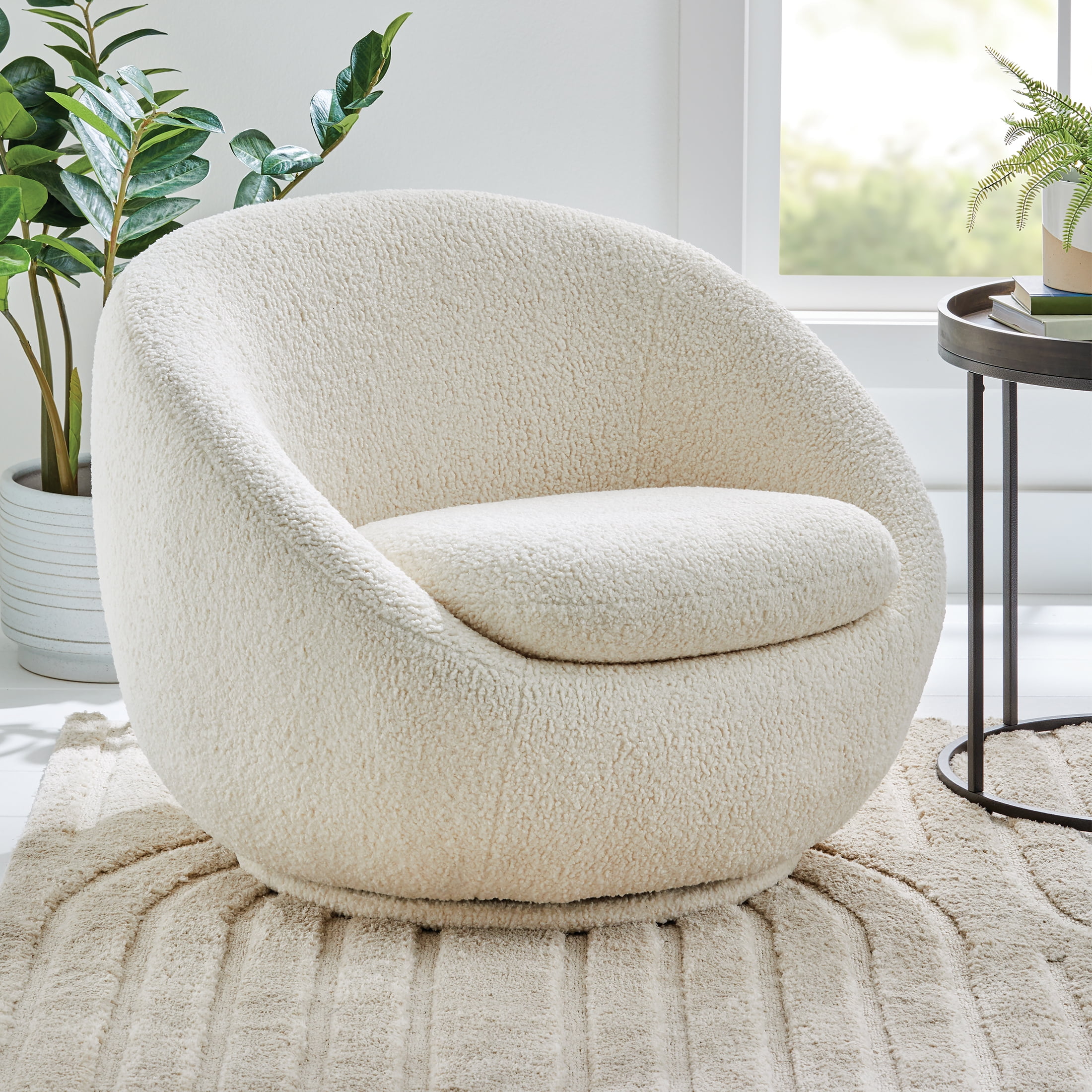 Better Homes & Gardens Mira Swivel Accent Chair, Modern Faux Shearling Lounge Seat (Cream, 34.75 in L x 33.5 in W x 27.5 in H) r3sxf
