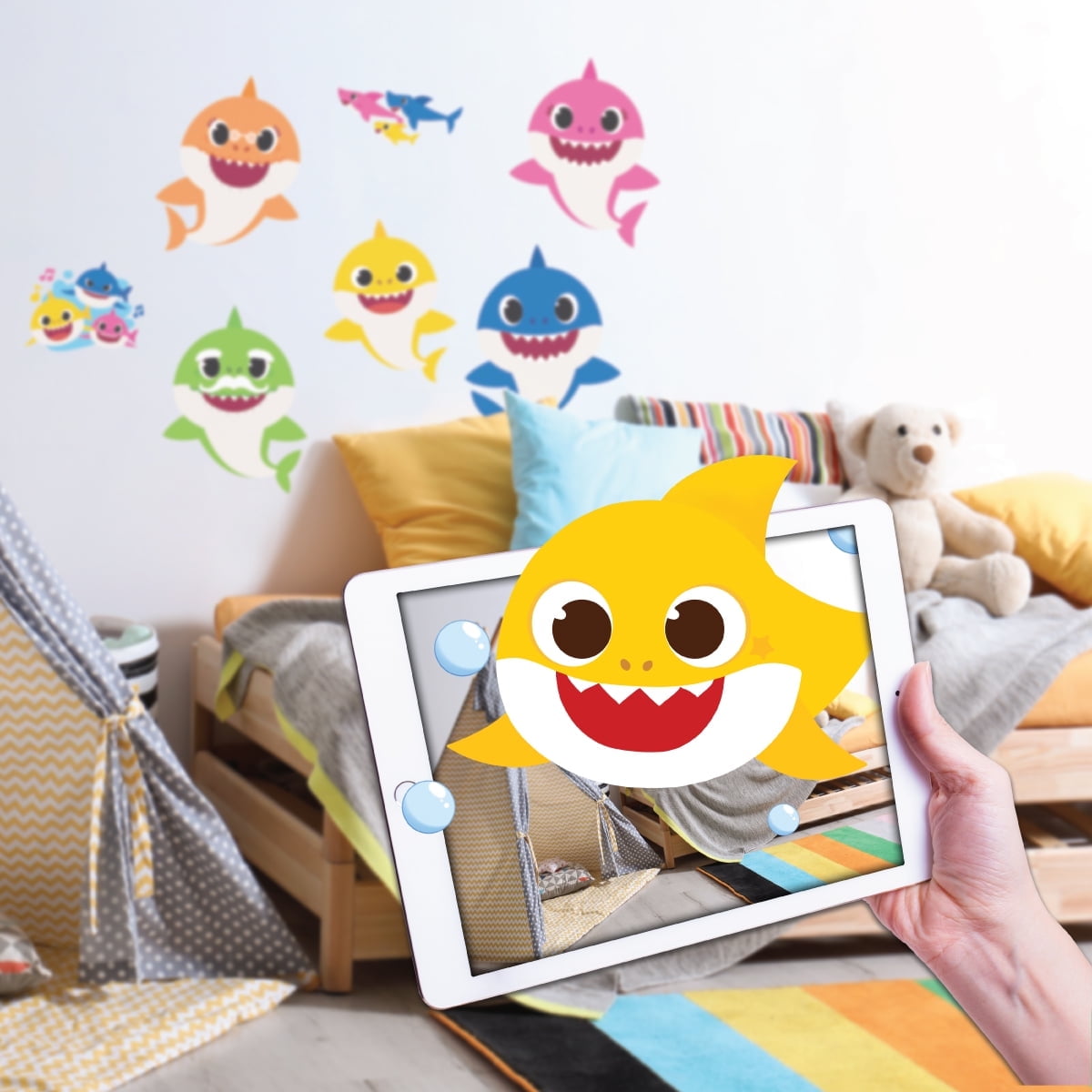 Pinkfong Baby Shark Wall Decals with Augmented Reality Interactive Room Decor (5-Piece Set, 9 in to 12 in) fjasf