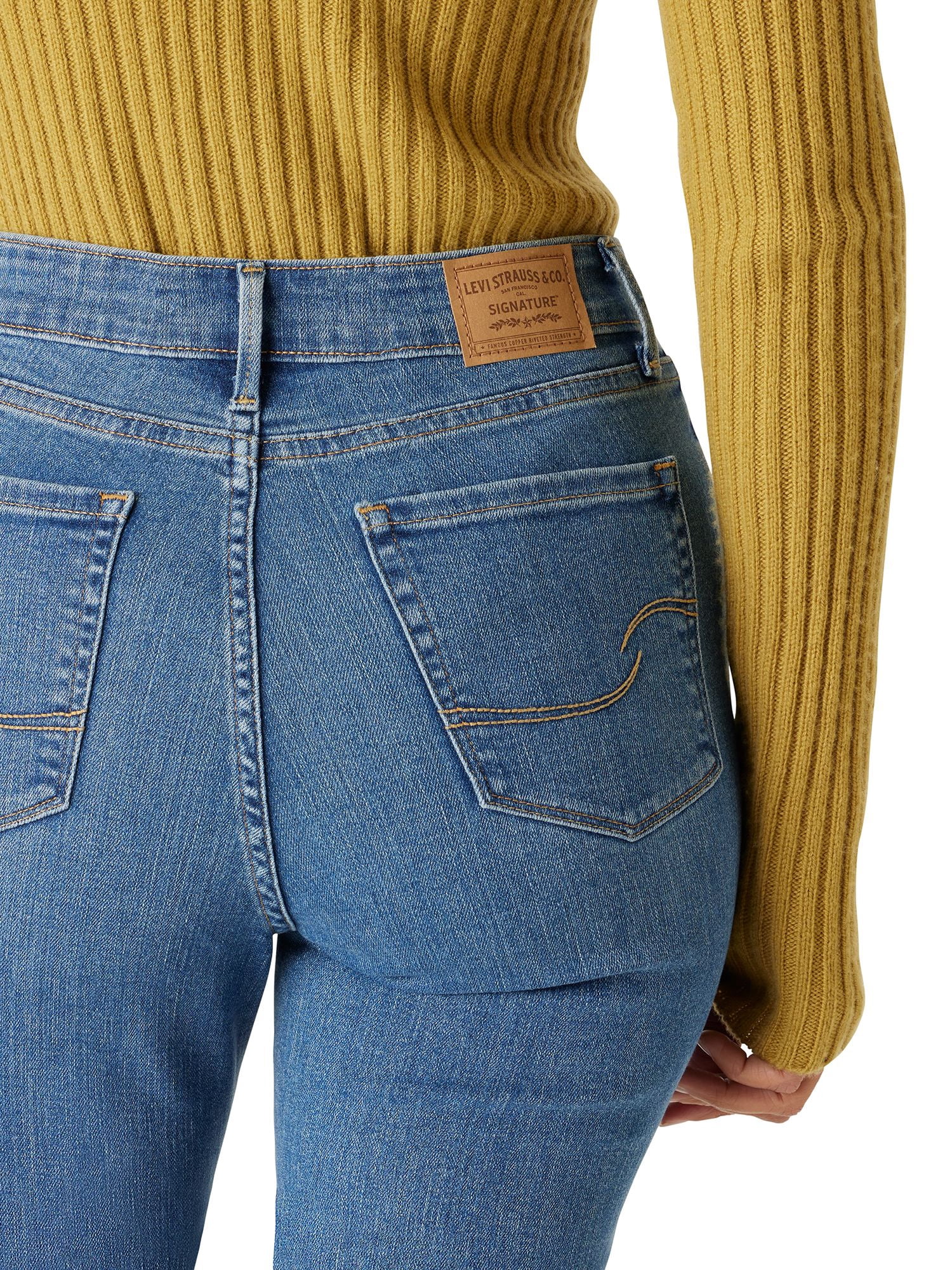Levi Strauss Signature Women's High Rise Bootcut Jeans (Blue, 2-20) imu2n
