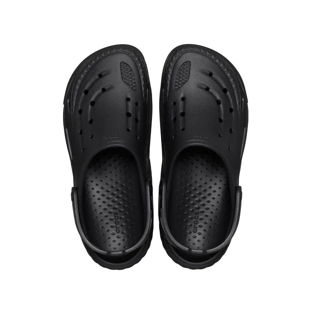 Crocs Men's Off Grid Clog Lightweight Molded Slip-on Footwear (Black, 10 US Men) zrk9h