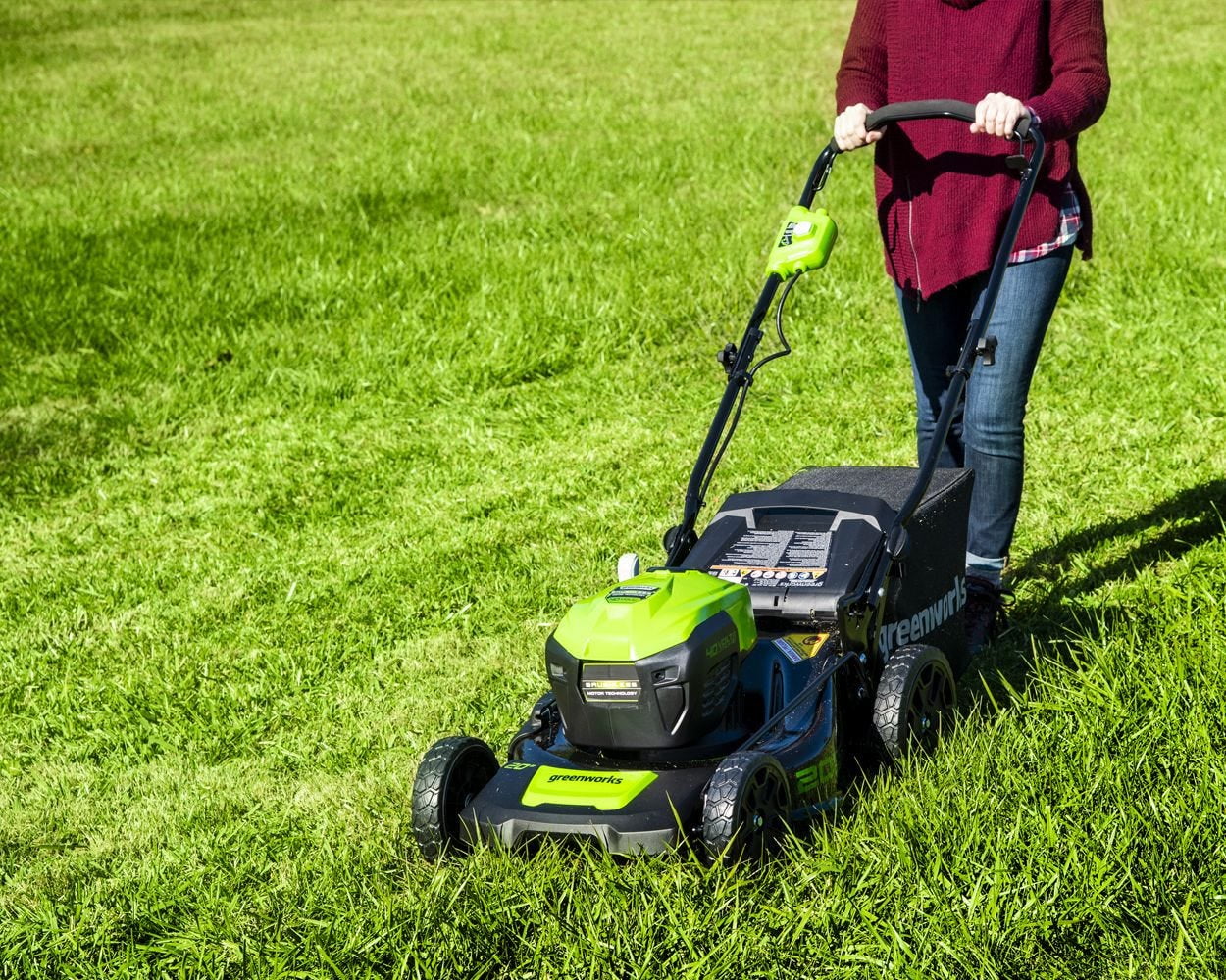 Greenworks 40V 20 in Cordless Battery Push Lawn Mower 3-Piece Combo Kit with Blower and String Trimmer (Green, 1-5.0Ah Battery and 1-2.0Ah Battery) l2ujw