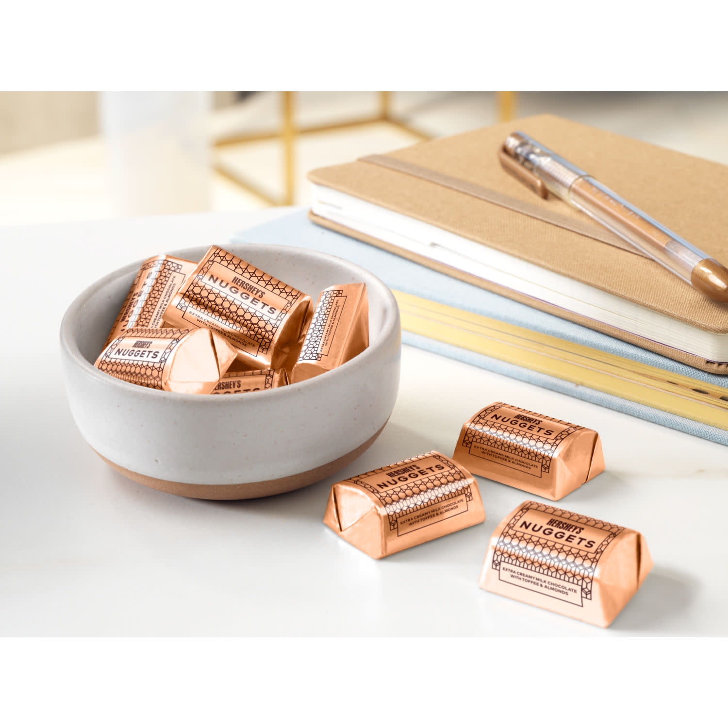 Hershey's Nuggets Milk Chocolate with Toffee and Almonds Candy (Share Pack, 10.2 oz) 2b647