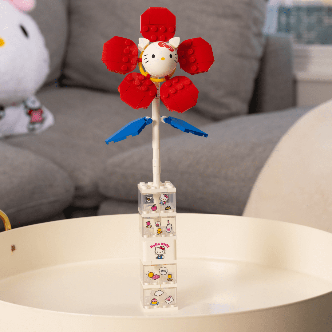 Brickcraft Hello Kitty Flower & Vase Building Kit (Decorative Floral Bouquet Set, 115 Pieces) tn9hd