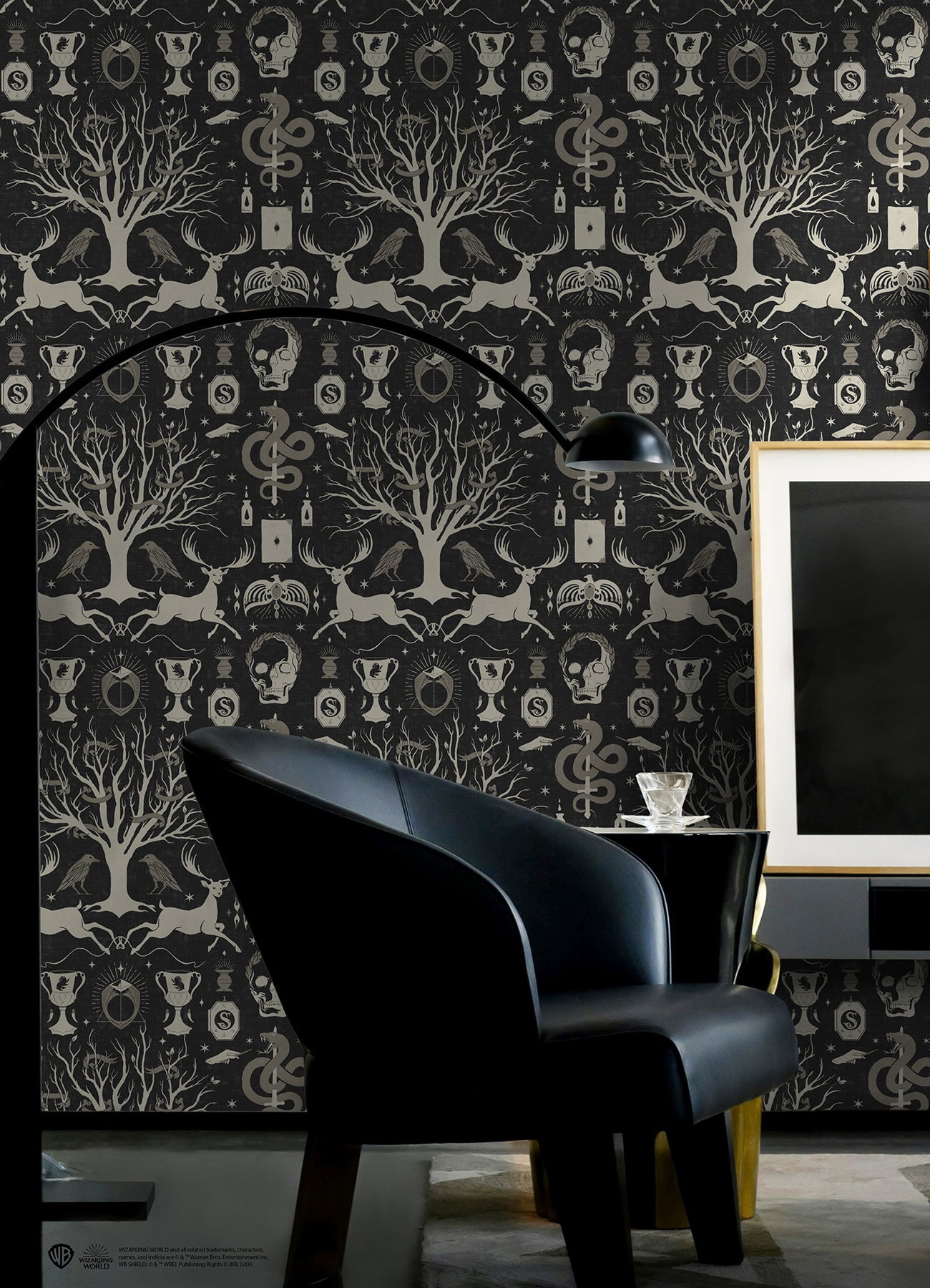 RoomMates Harry Potter Horcrux Peel and Stick Wallpaper (Black, 20.5 in x 18 ft) o1a5y
