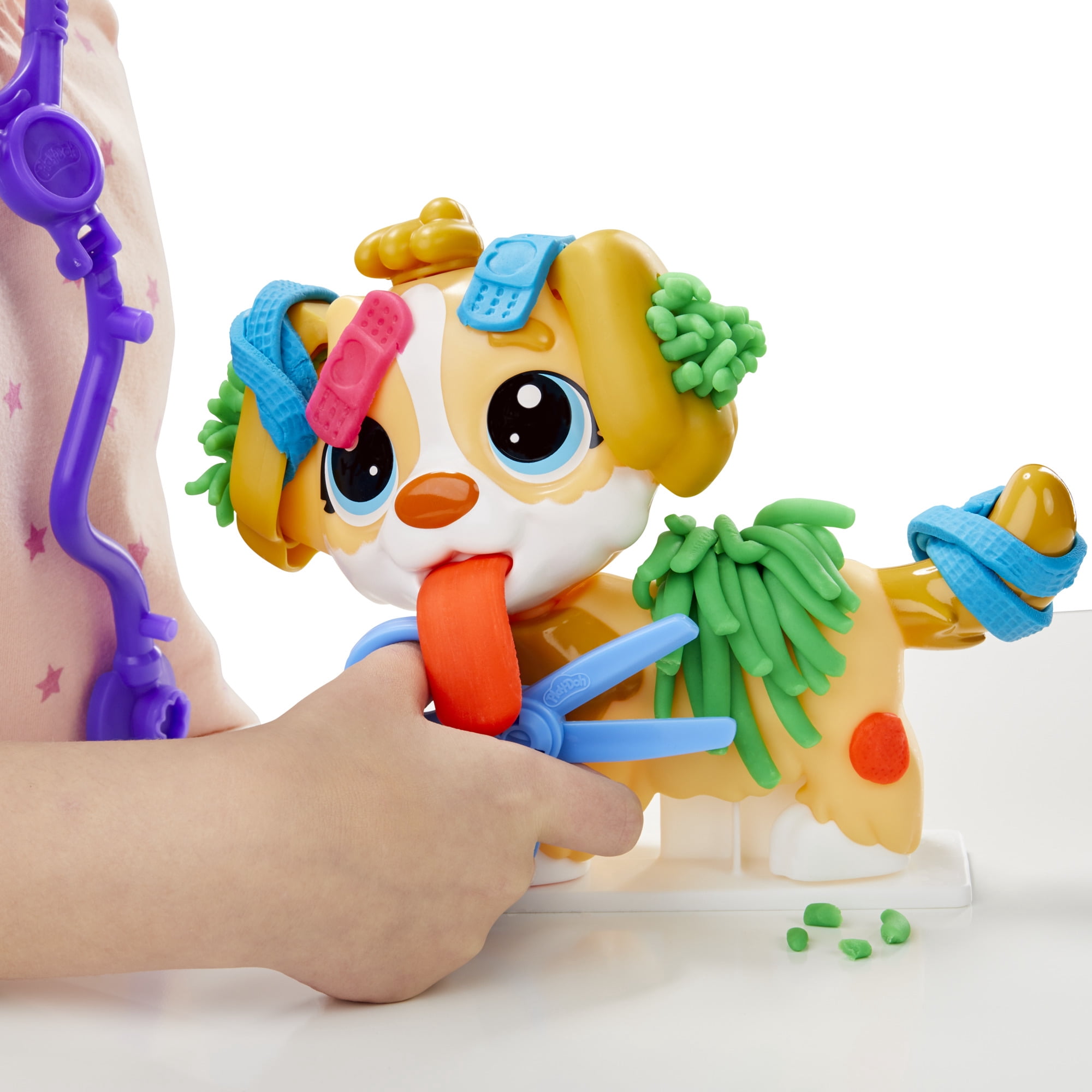 Play-Doh Care 'N Carry Vet Playset with Toy Dog and 10 Modeling Tools (5 Colors, 2 oz) 607k4