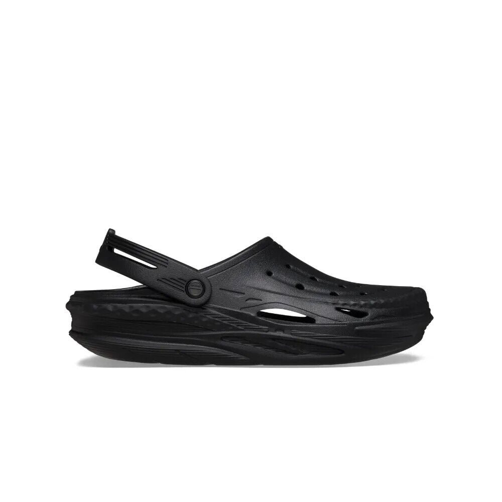 Crocs Men's Off Grid Clog Lightweight Molded Slip-on Footwear (Black, 10 US Men) zrk9h