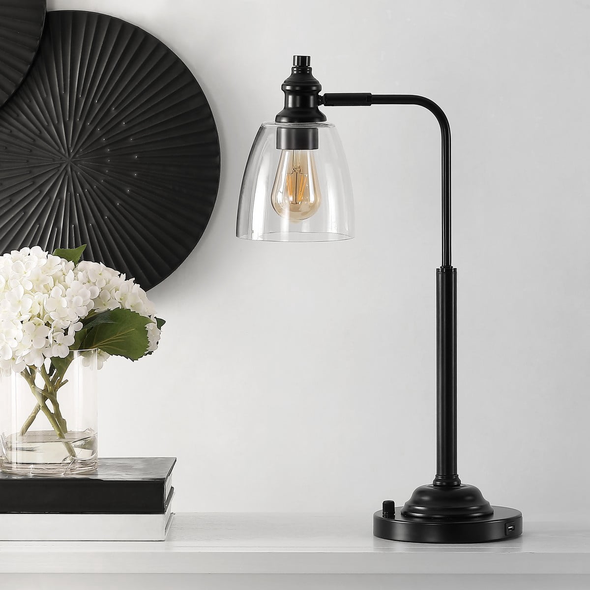 Safavieh Rino Mid-Century Iron Table Lamp with LED Bulb (Black, 23 in) jw79u