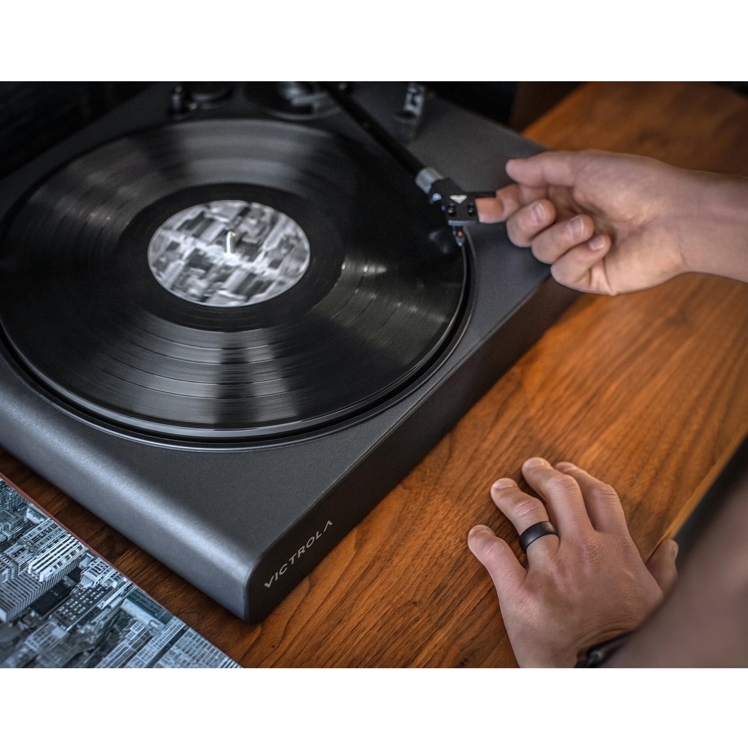 Victrola Stream Onyx Wireless Turntable with Sonos Integration (Black, 2-Speed) azlip