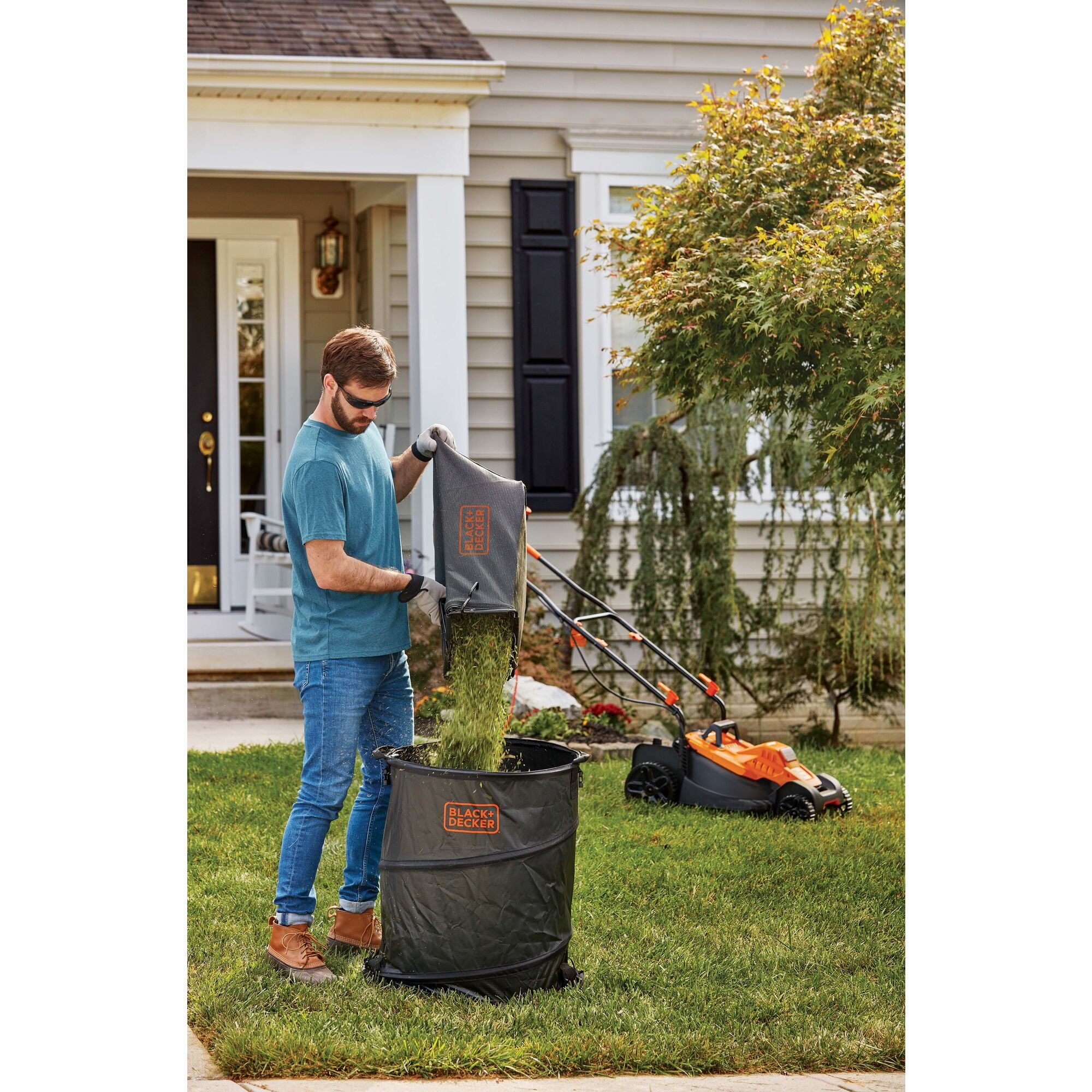 BLACK+DECKER 15 Inch Corded Electric Push Mower with Comfort Grip Handle (Black, 15 in) 246h4