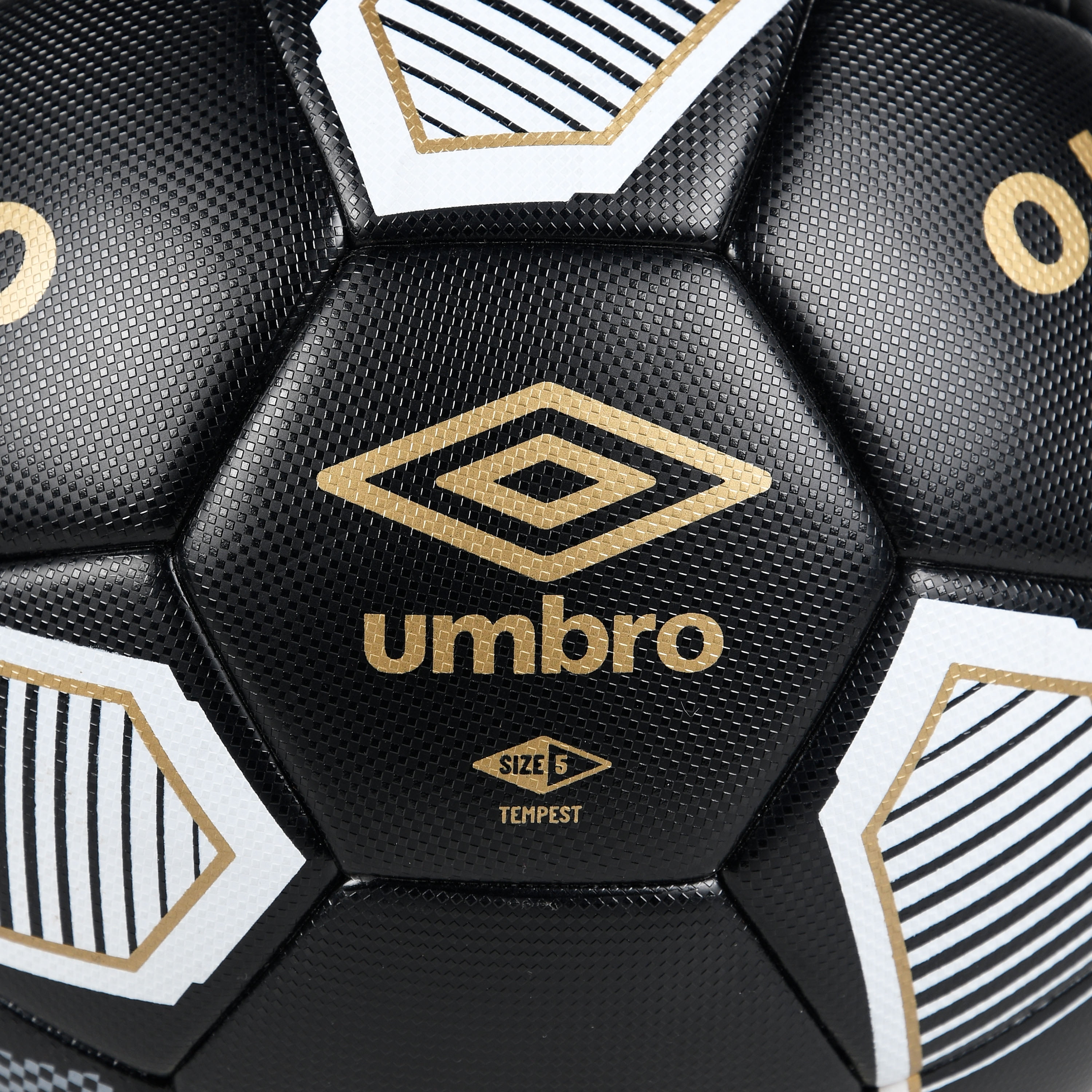 Umbro Tempest Soccer Ball NFHS Match Certified Professional Performance (Black, Size 5) 4bz2l