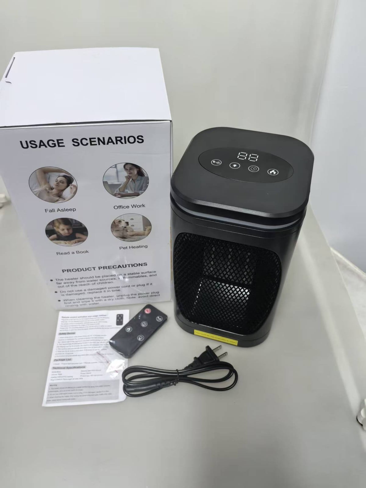 General PTC Ceramic Space Heater, Portable Electric Indoor Heater with Remote Control and Oscillation (Black, 9.5 in) ci21n