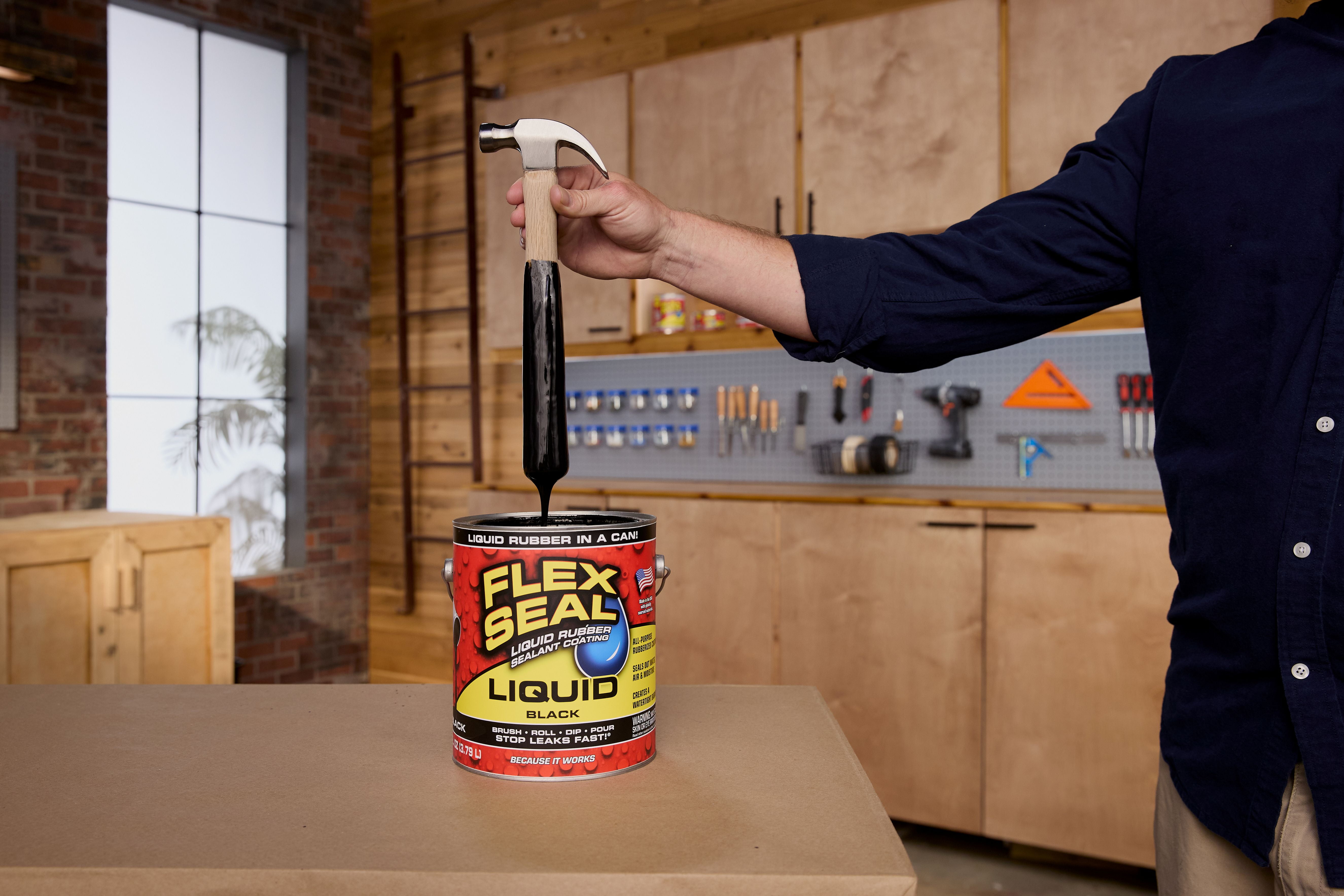 Flex Seal Liquid Rubber Sealant, Watertight Protective Coating (Black, 1 Gallon) wce32