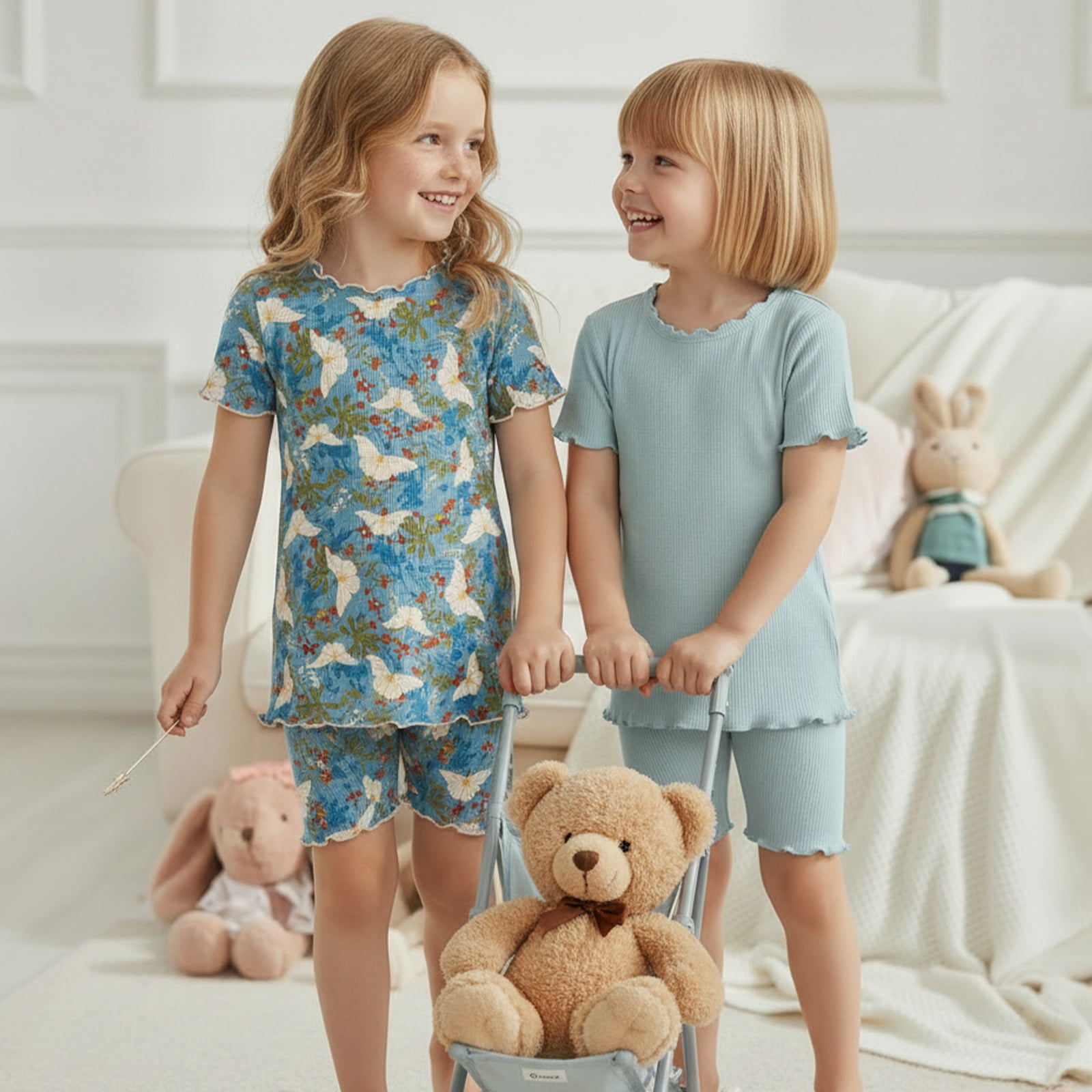 PatPat Girls Pajamas 2-Piece Sleepwear Set Viscose from Bamboo Short Sleeve Top and Pants (Green, 4T) 5fasv